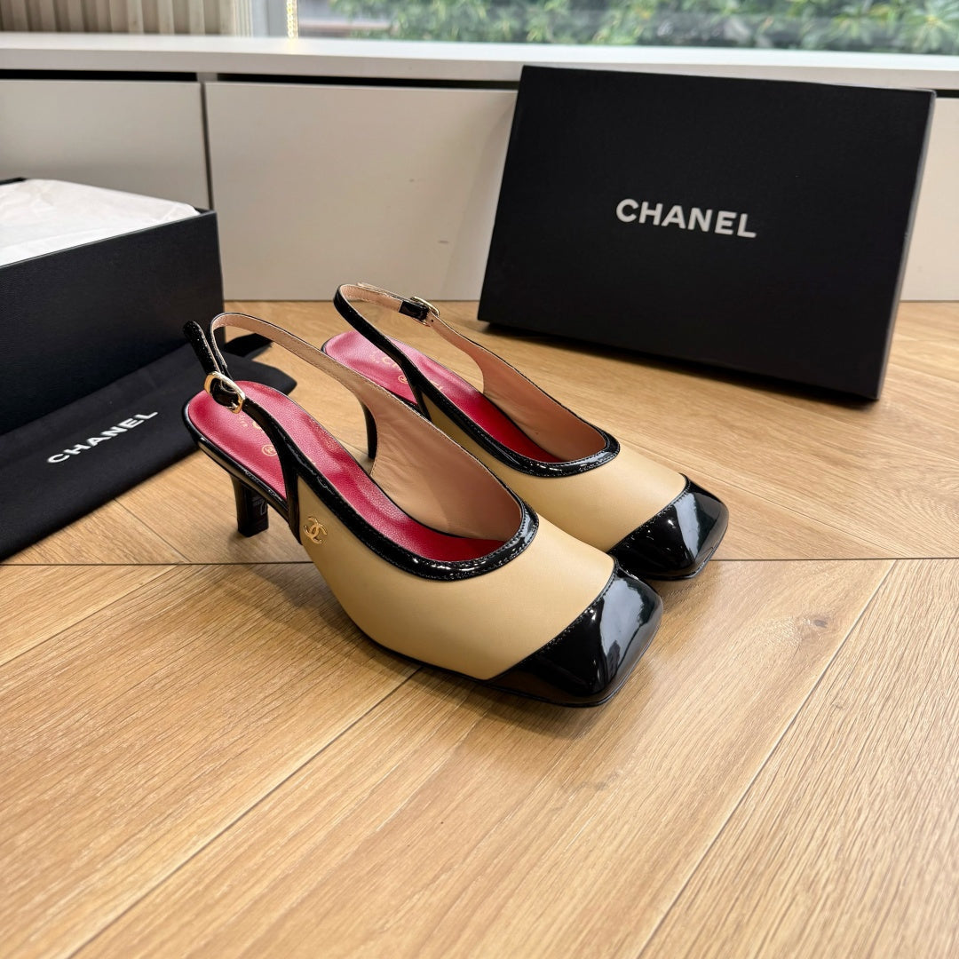 CC 26s Slingback Beige Black Patent Leather 933125
