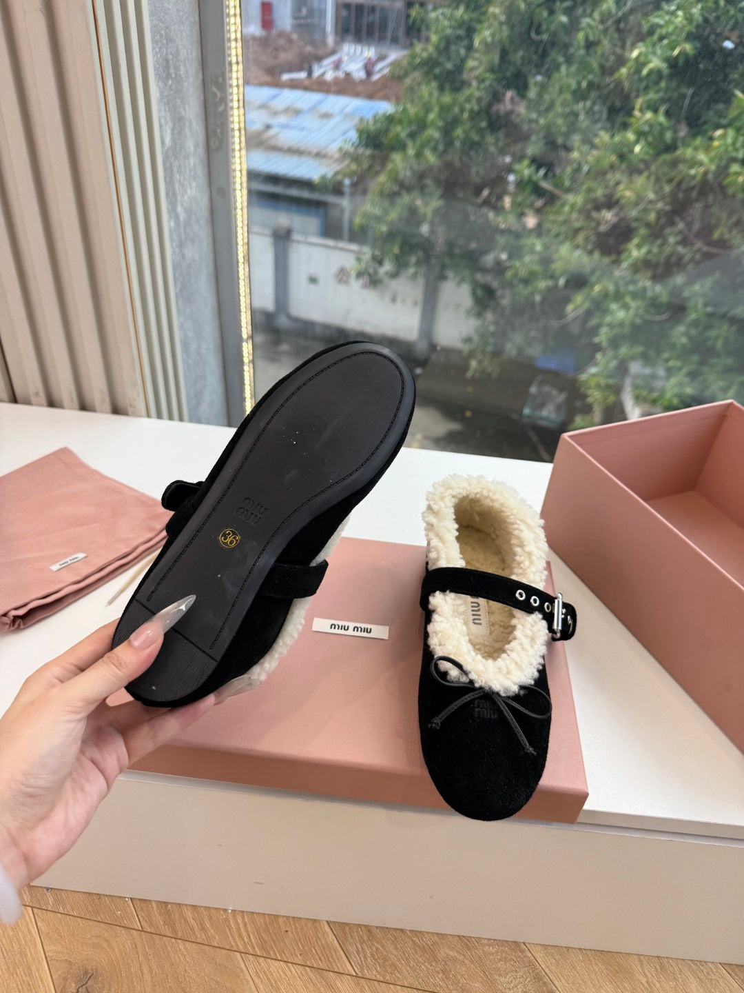 Miu 26s Ballerinas Black Suede Shearling 994179