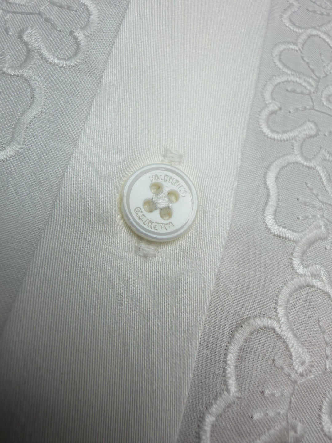 Valentino 26s Embroidered Sleeveless White Polyester 367034