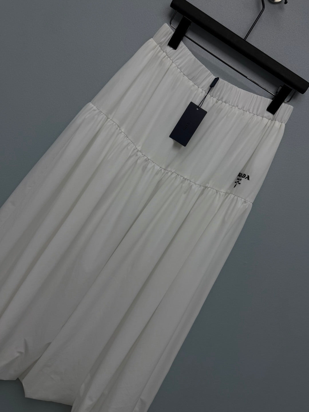 Prada 26s Elastic Waist Layered Tulip Skirt White Cotton Polyester 411636