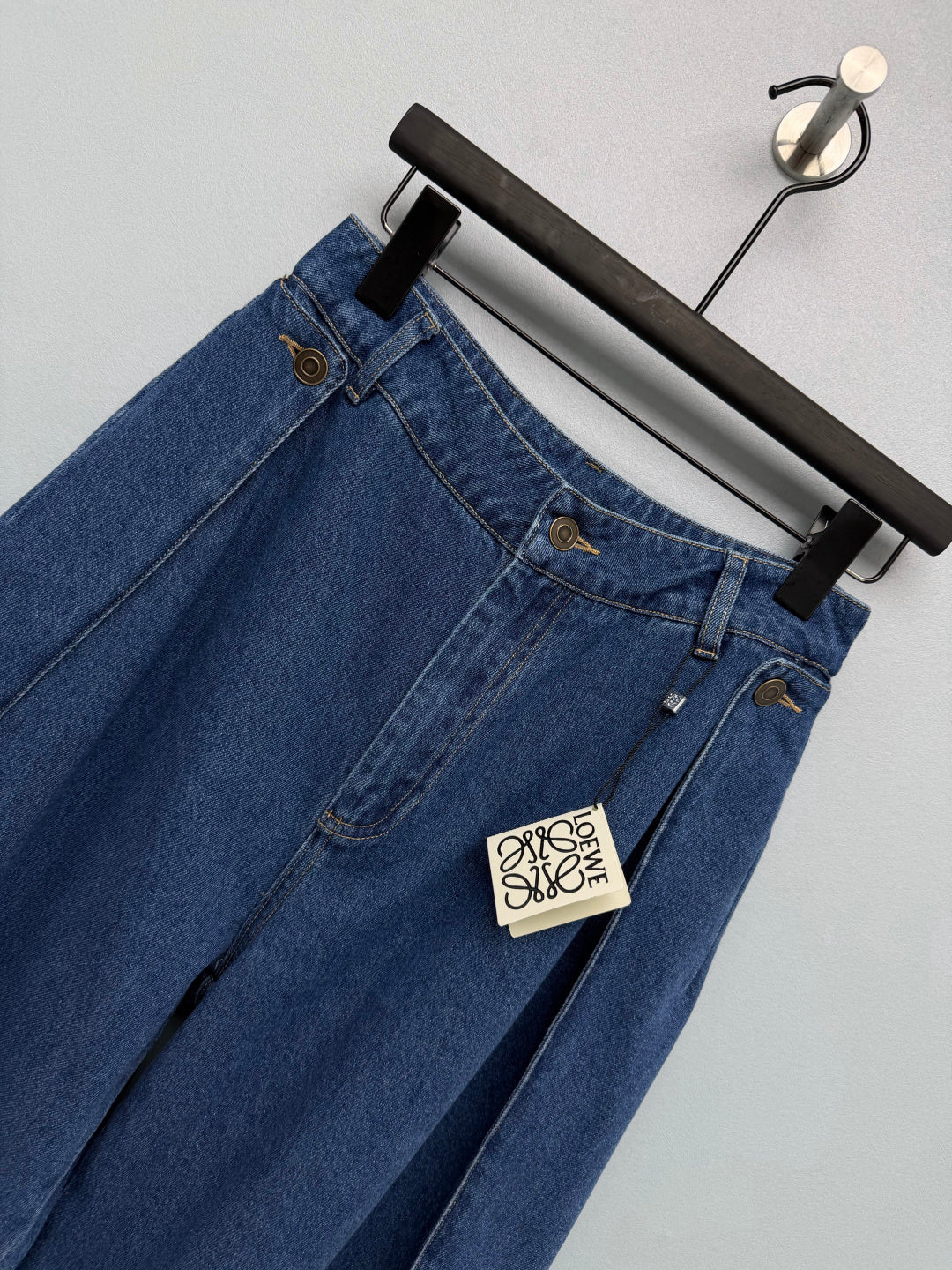 Loewe 26s Pleated Wide-Leg Jeans Blue Cotton 411630
