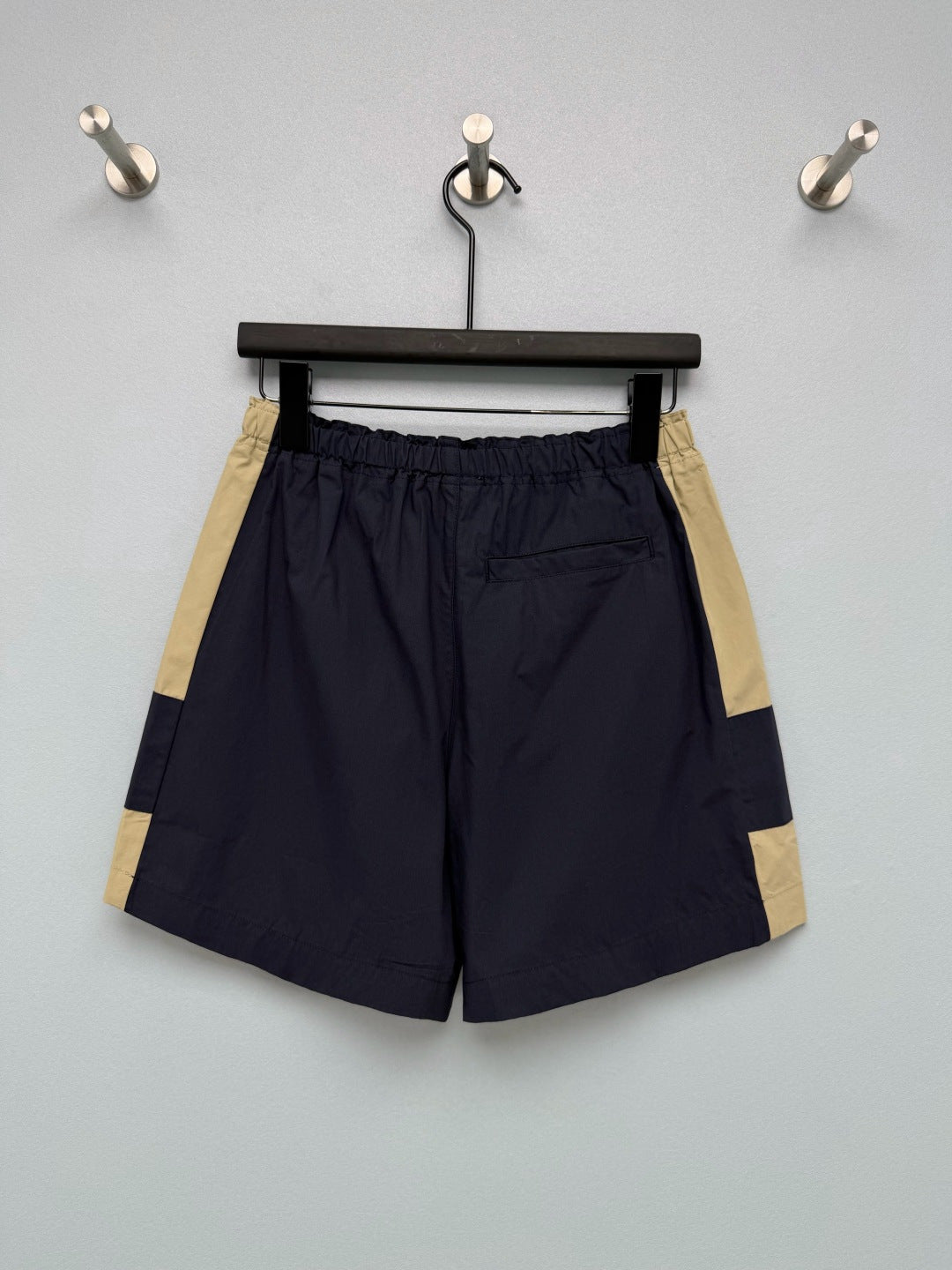YSL Color-Blocked Elastic Waist Casual Shorts Navy Blue Beige Linen 411617