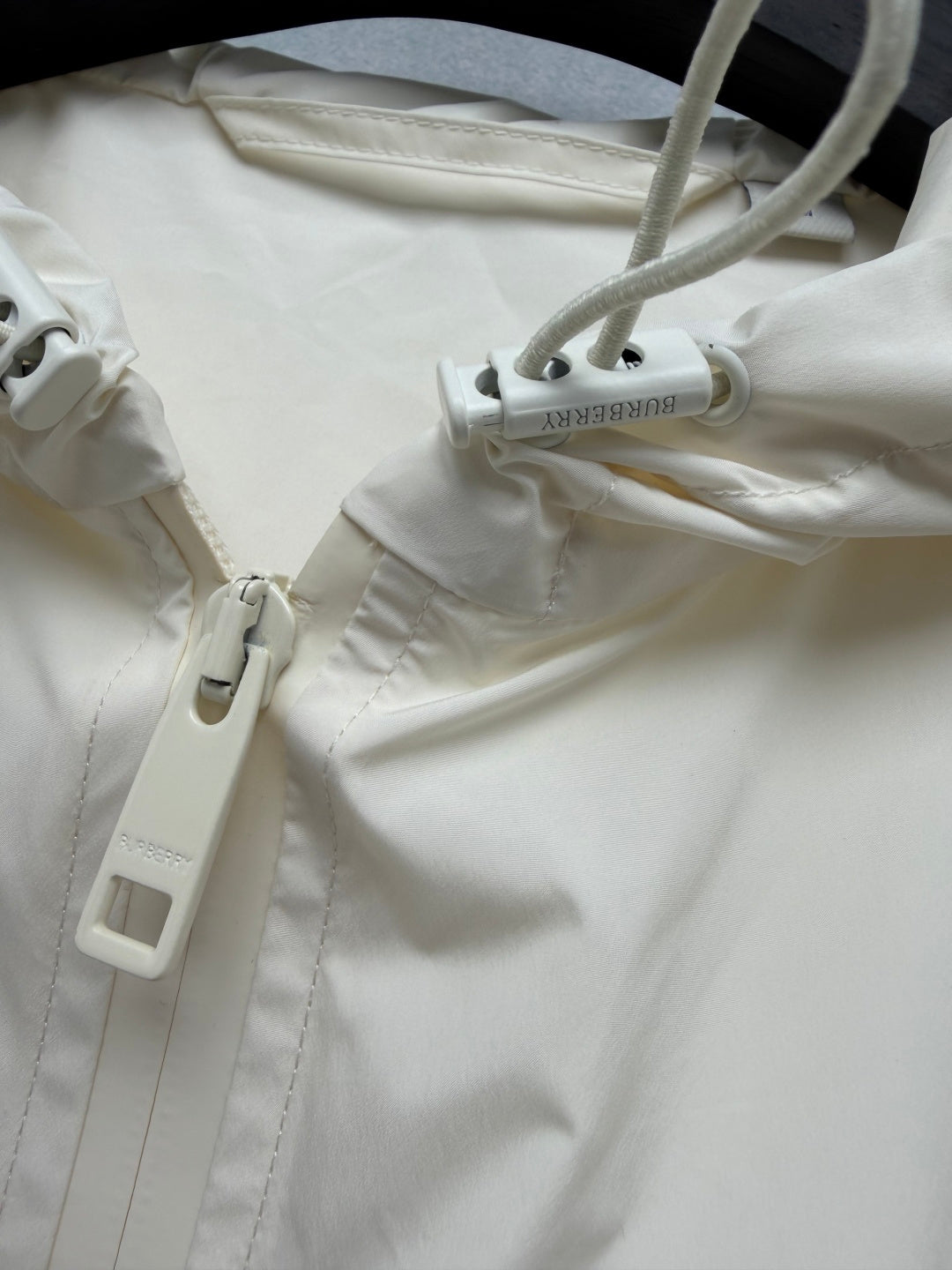 BRR 26s Hooded Jacket Beige Polyamide 449145