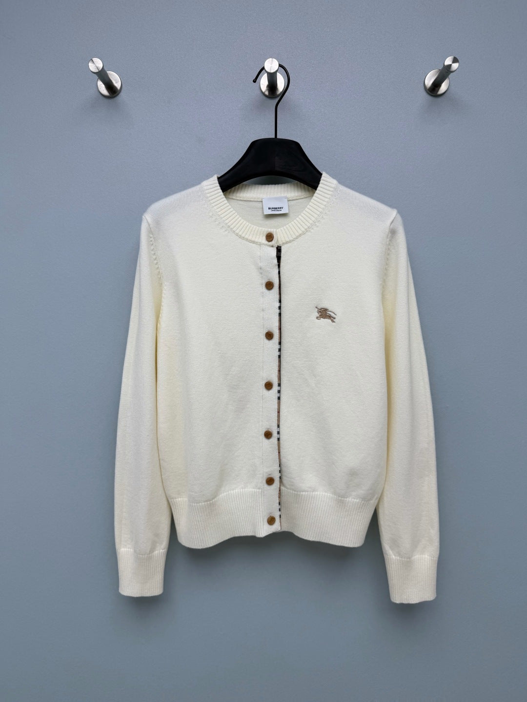Burberry 26s Cardigan Sweater White Stripe Placket Knit 436077