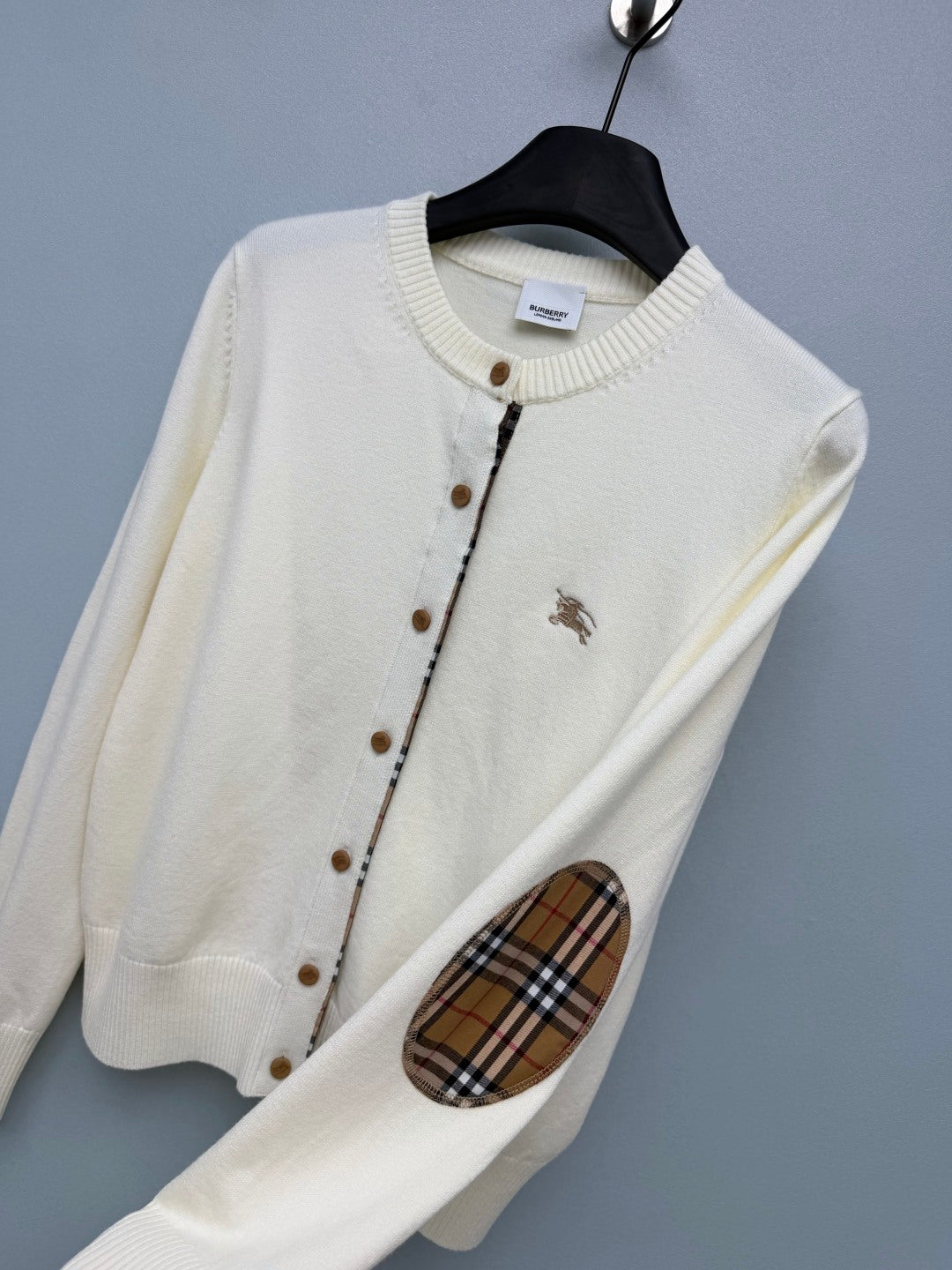 Burberry 26s Cardigan Sweater White Stripe Placket Knit 436077
