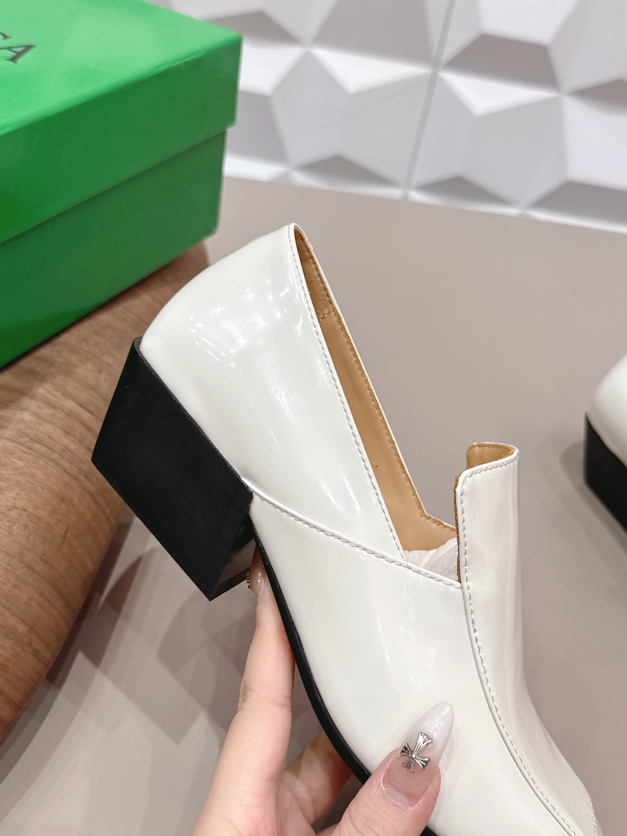 BV Okinawa Intrecciato Loafer 4cm White Calfskin 613298
