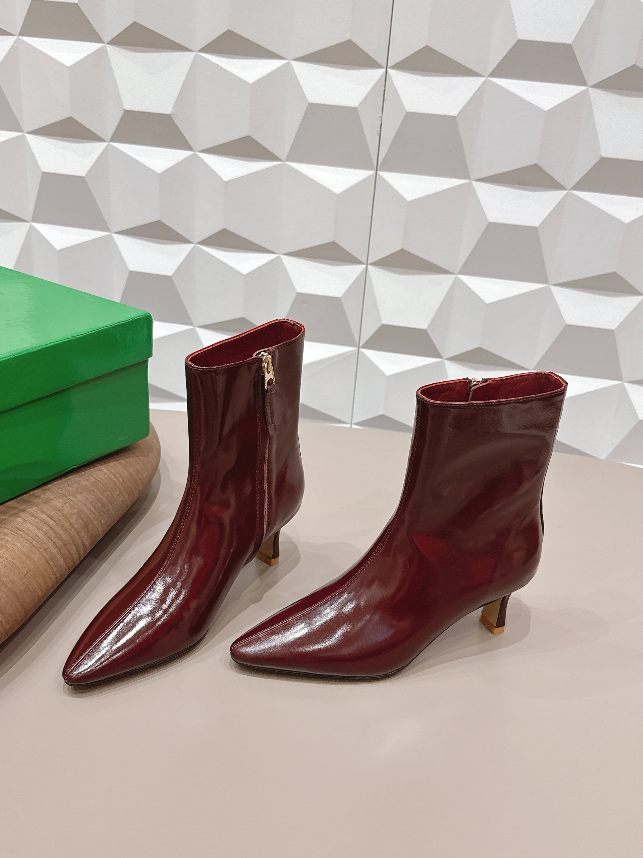 BV Sofia Ankle Boot 7cm Burgundy Lambskin 613291