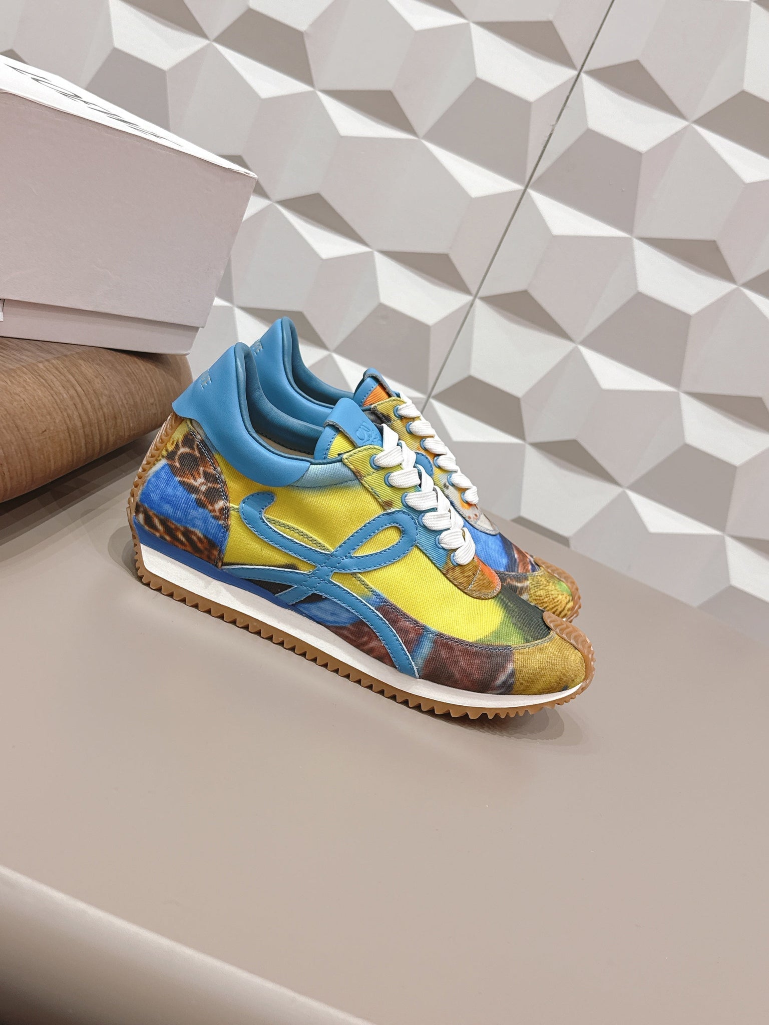 Loewe 26s Flow Runner Sneaker In Multicolor Fabric And Calfskin Style 3