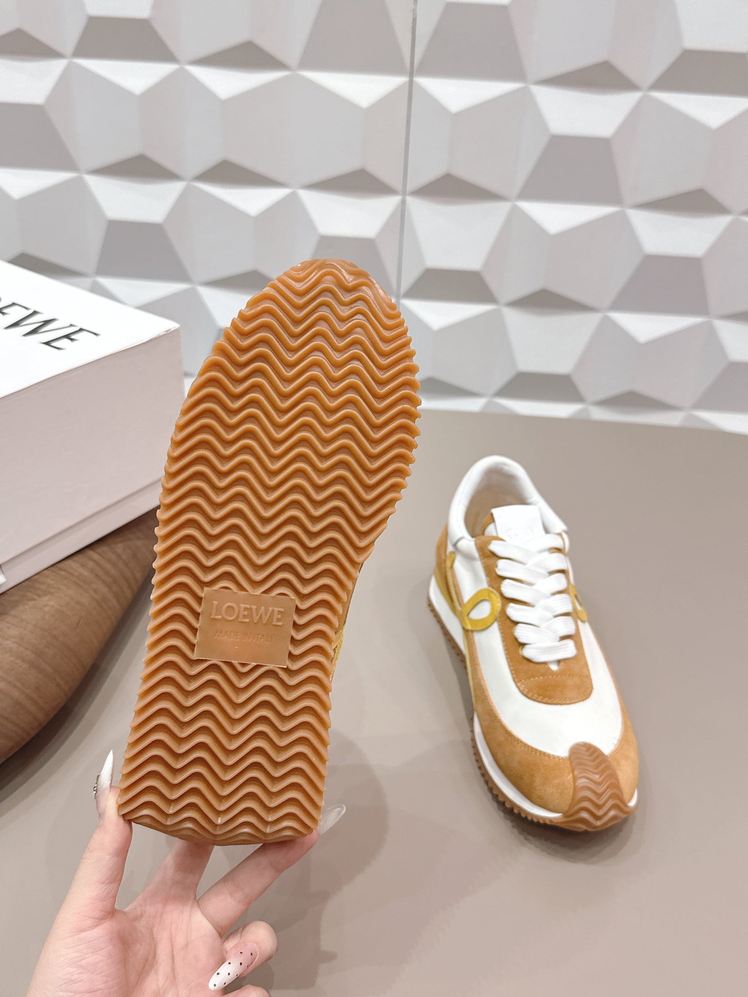 Loewe 26s Flow Runner Sneaker In Caramel Brown And White Suede And White Calfskin