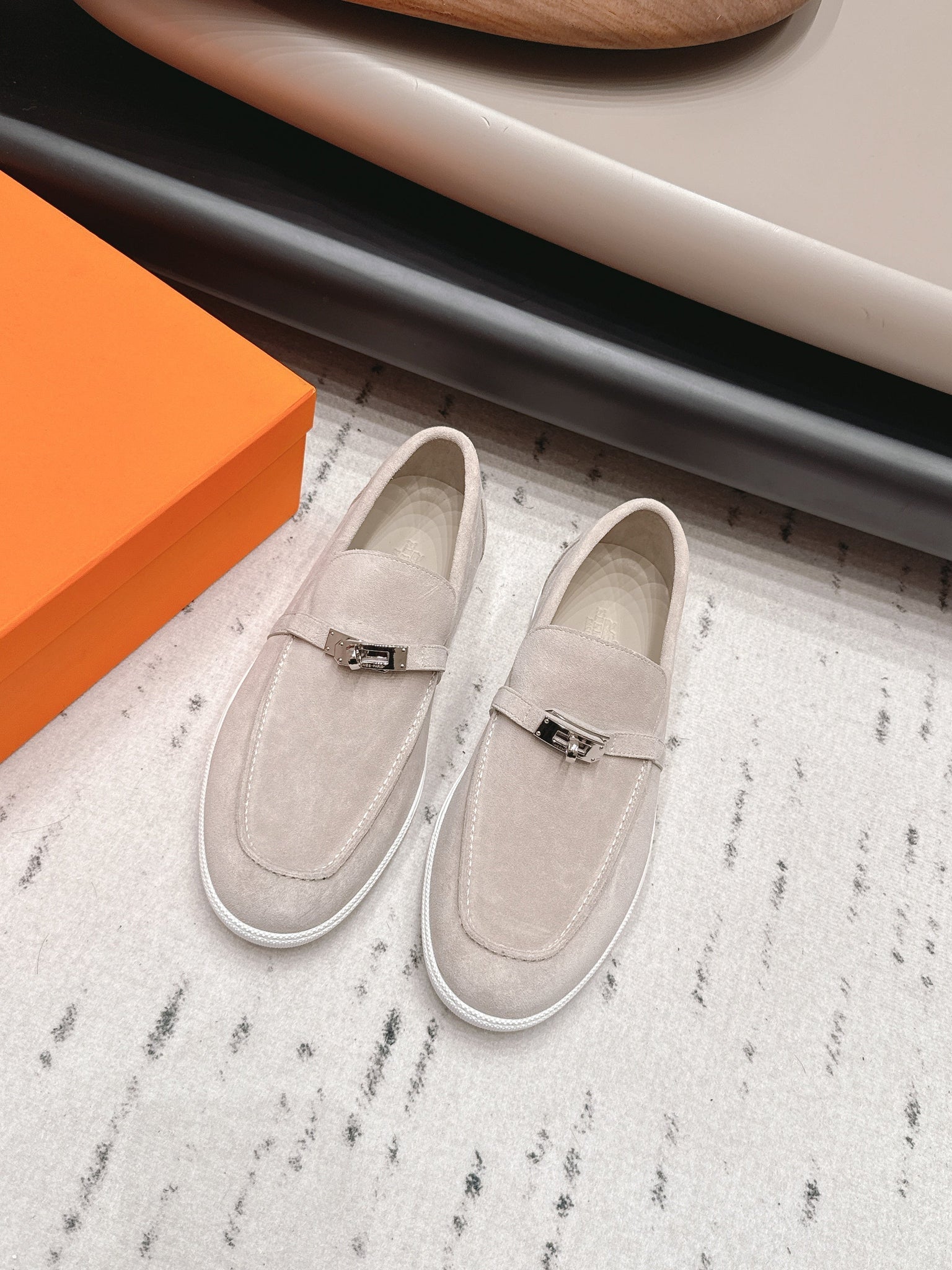 HM 26s Kelly Paris Loafers Light Grey Suede Silver Hardware