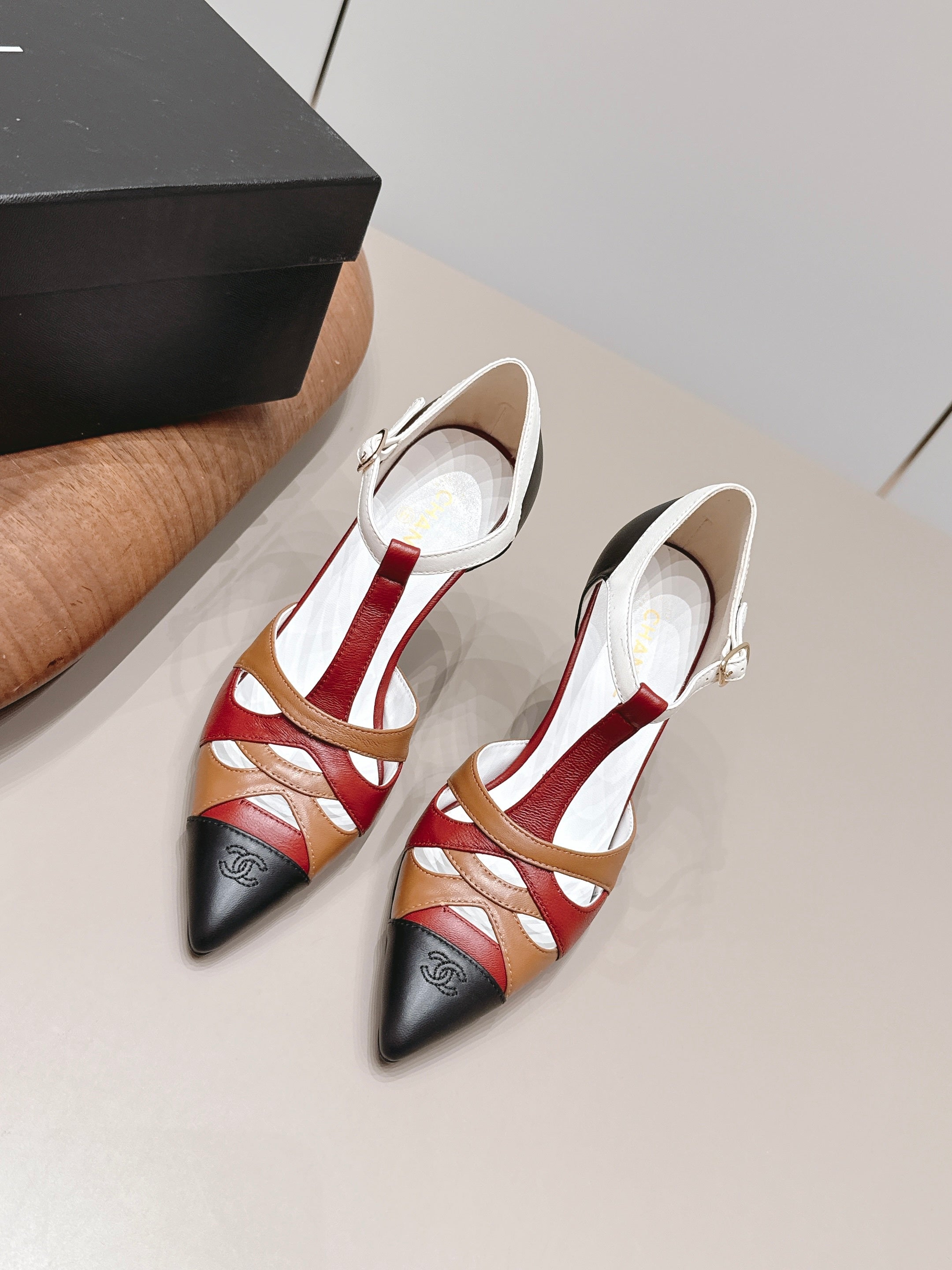 CC 26s Pointed-toe Slingback 9.5cm Black Brown Red Sheepskin 876260