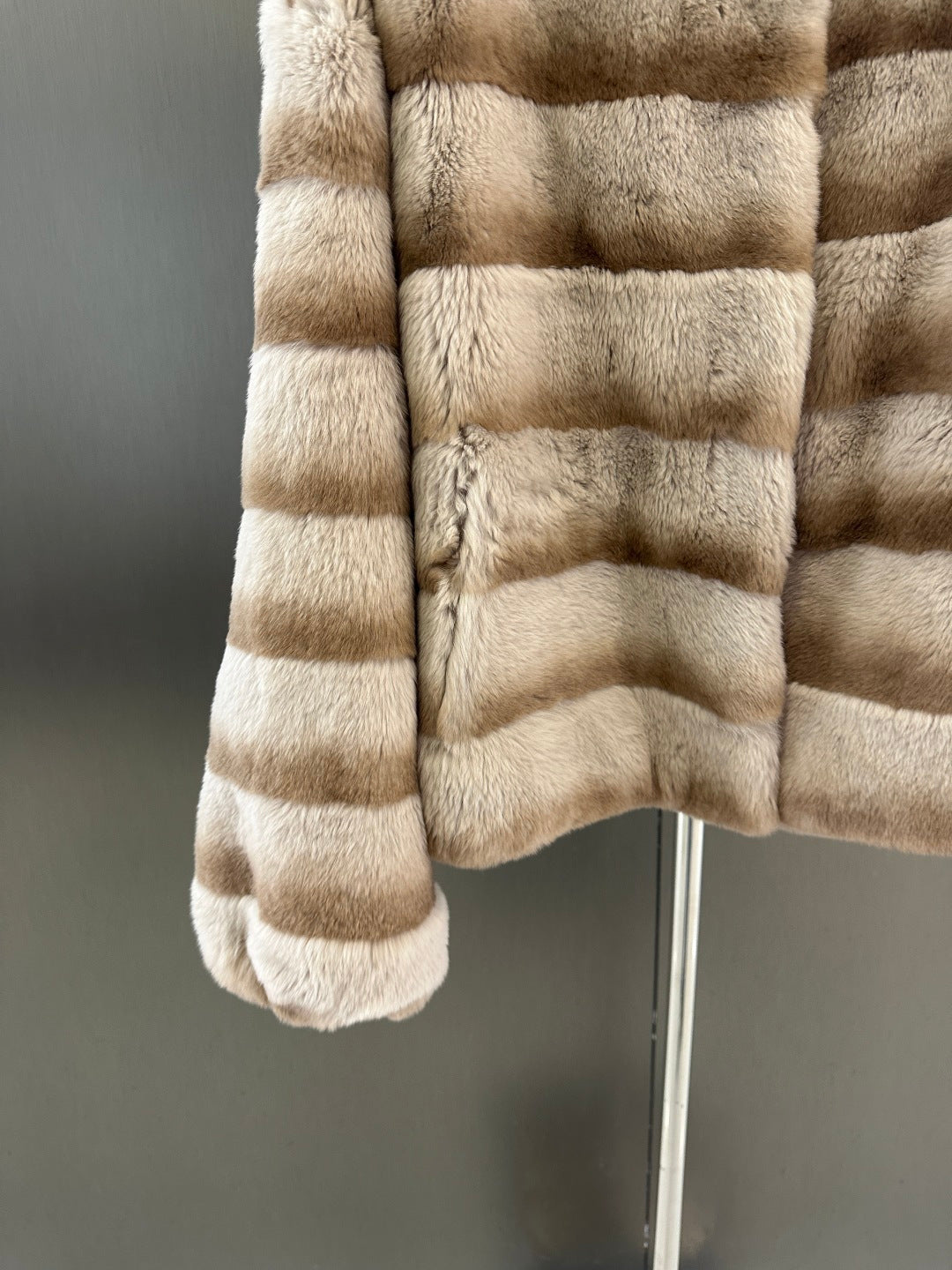 CD FW Coats Imported Milk Tea Rabbit Fur 343363
