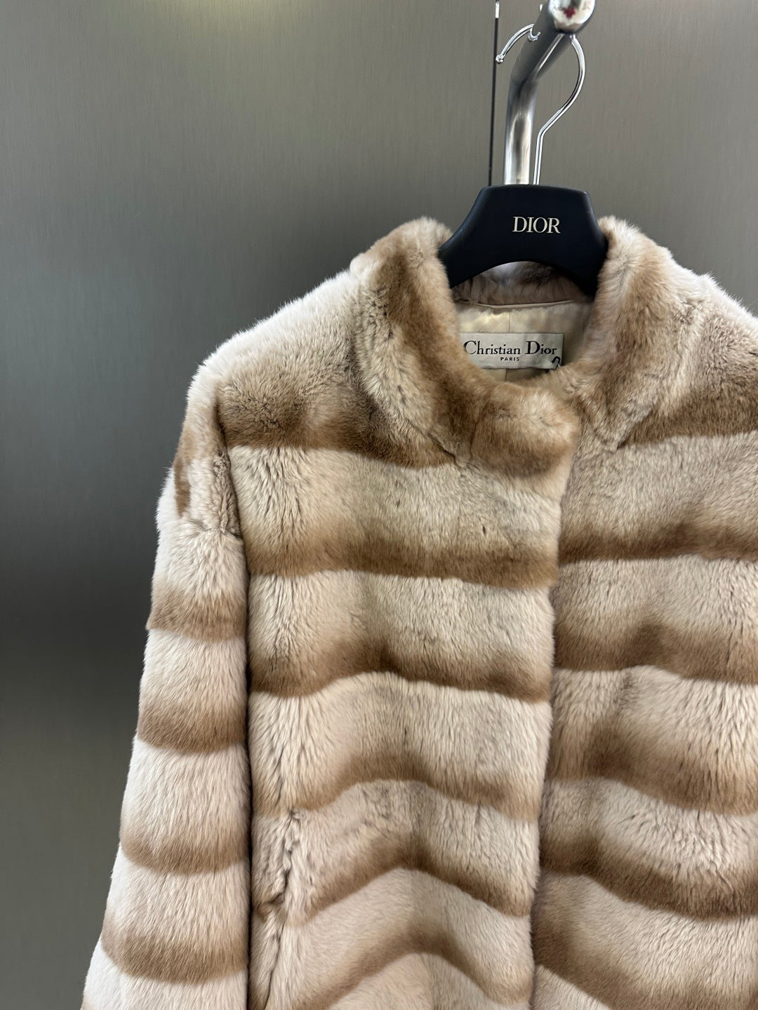 CD FW Coats Imported Milk Tea Rabbit Fur 343363