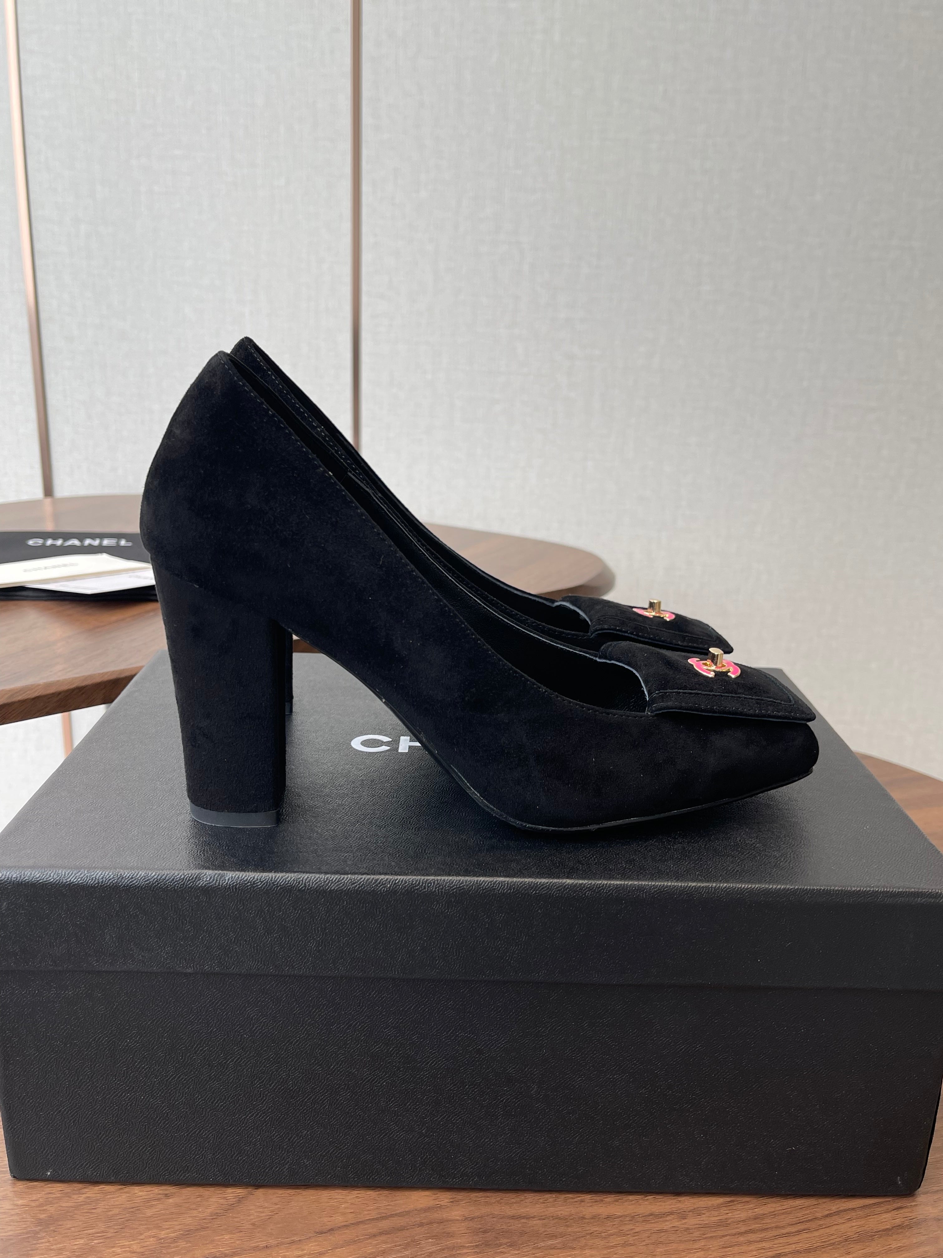CC SS26 Mathieu Blazy Pumps 90mm Black Suede 529524