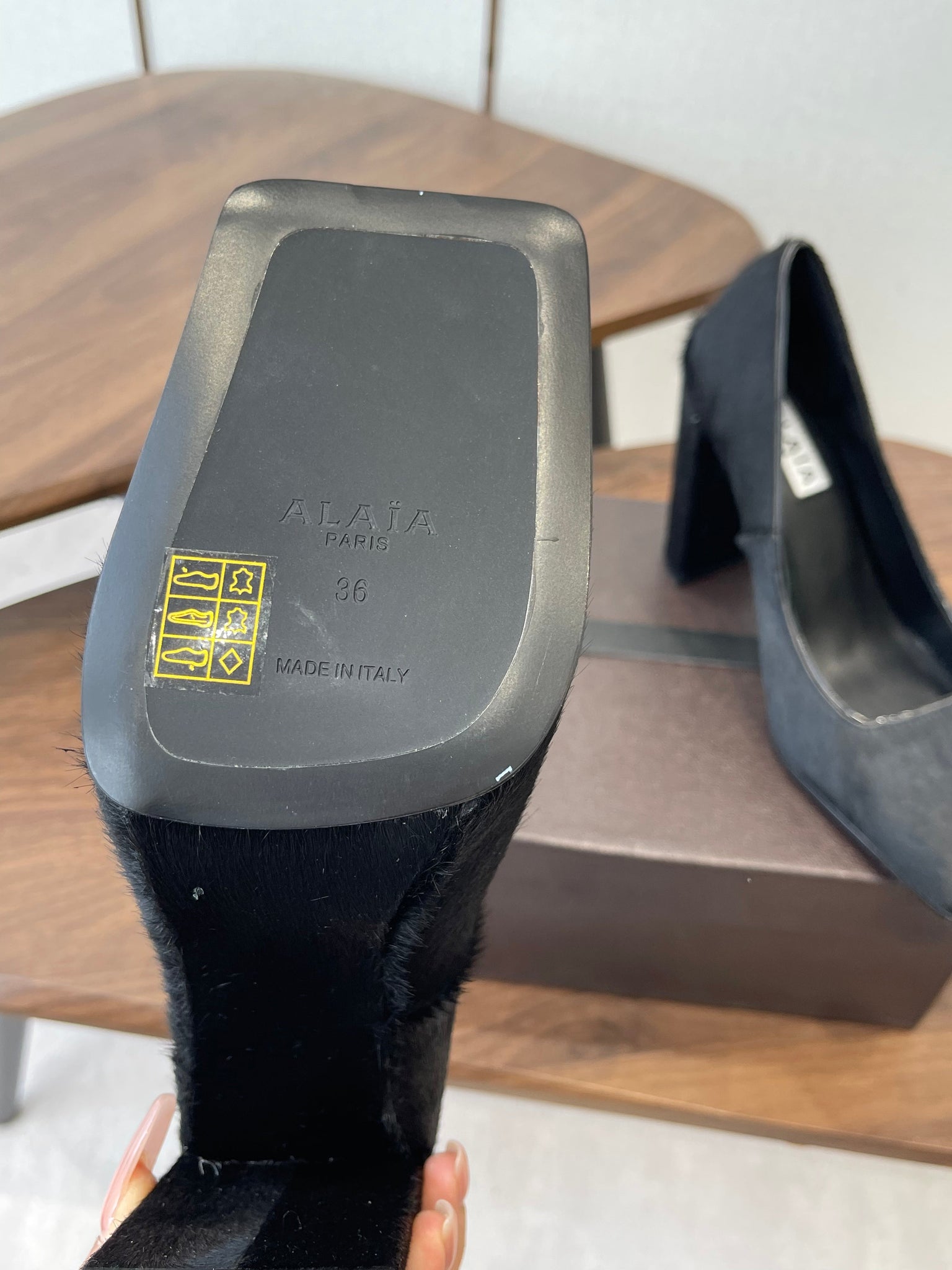 Alaia 26s Square-Toe High Heels 95 Mm In Black Pony Hair