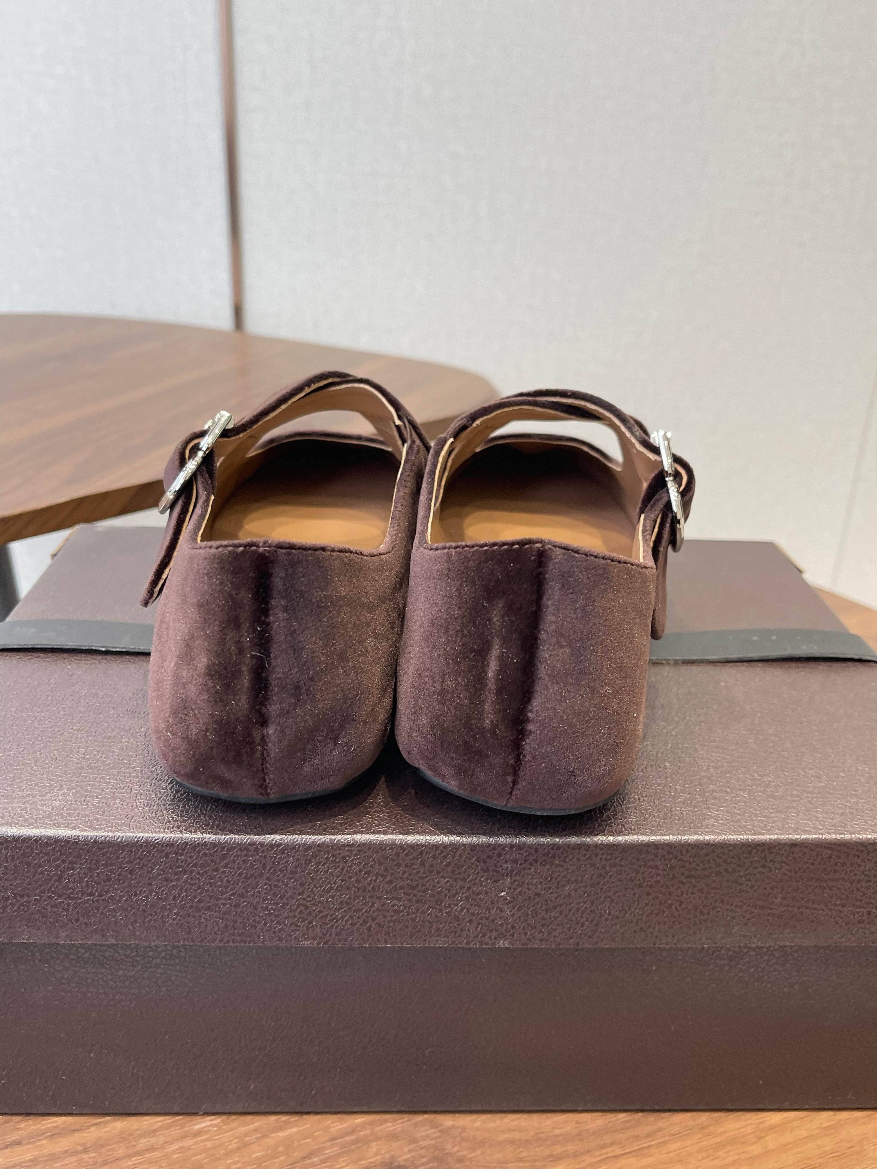 Alaïa Criss Cross Ballet Flat Dark Brown Velvet