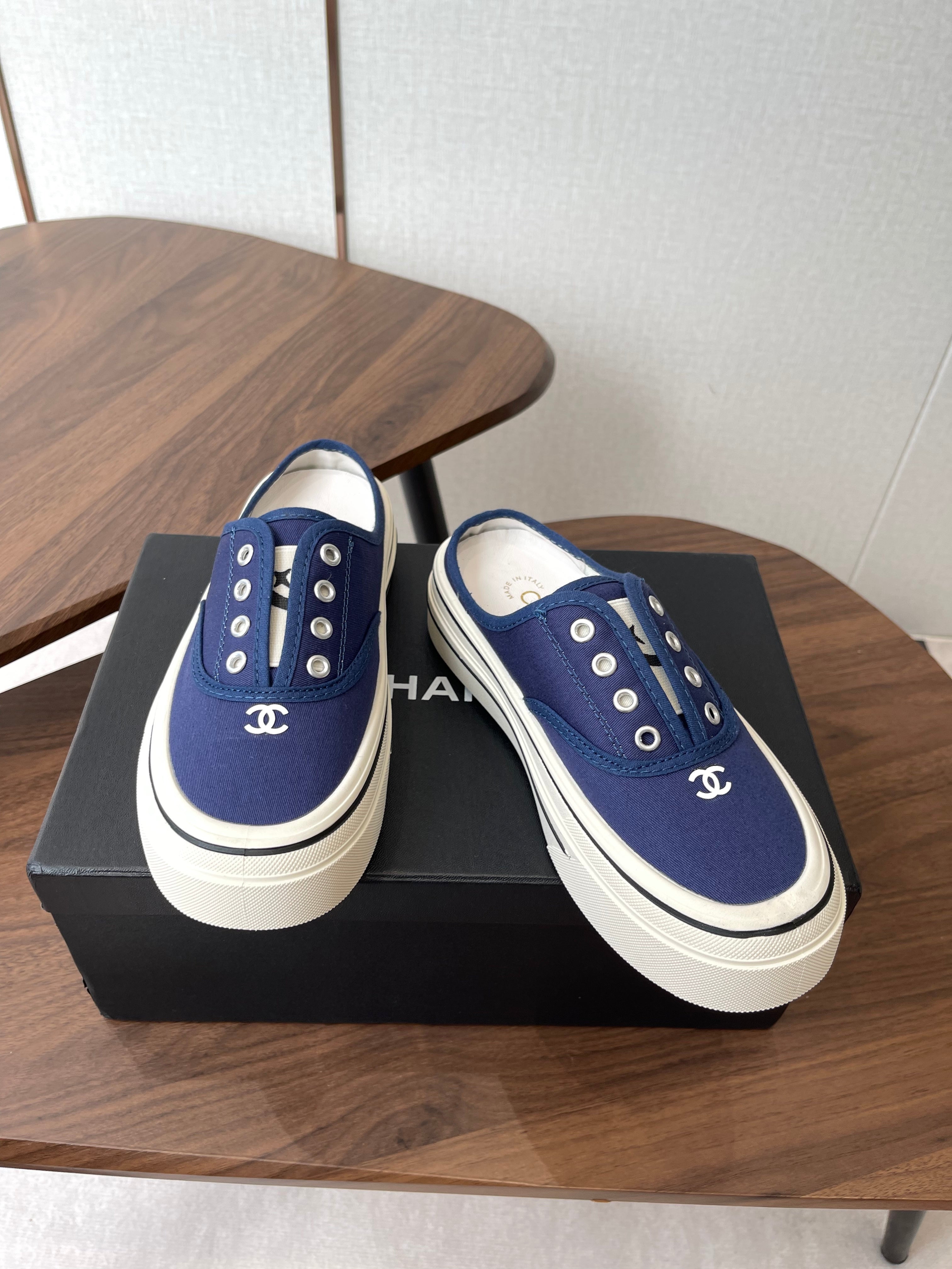 CC 26s Slip-On Platform Blue Canvas 727468