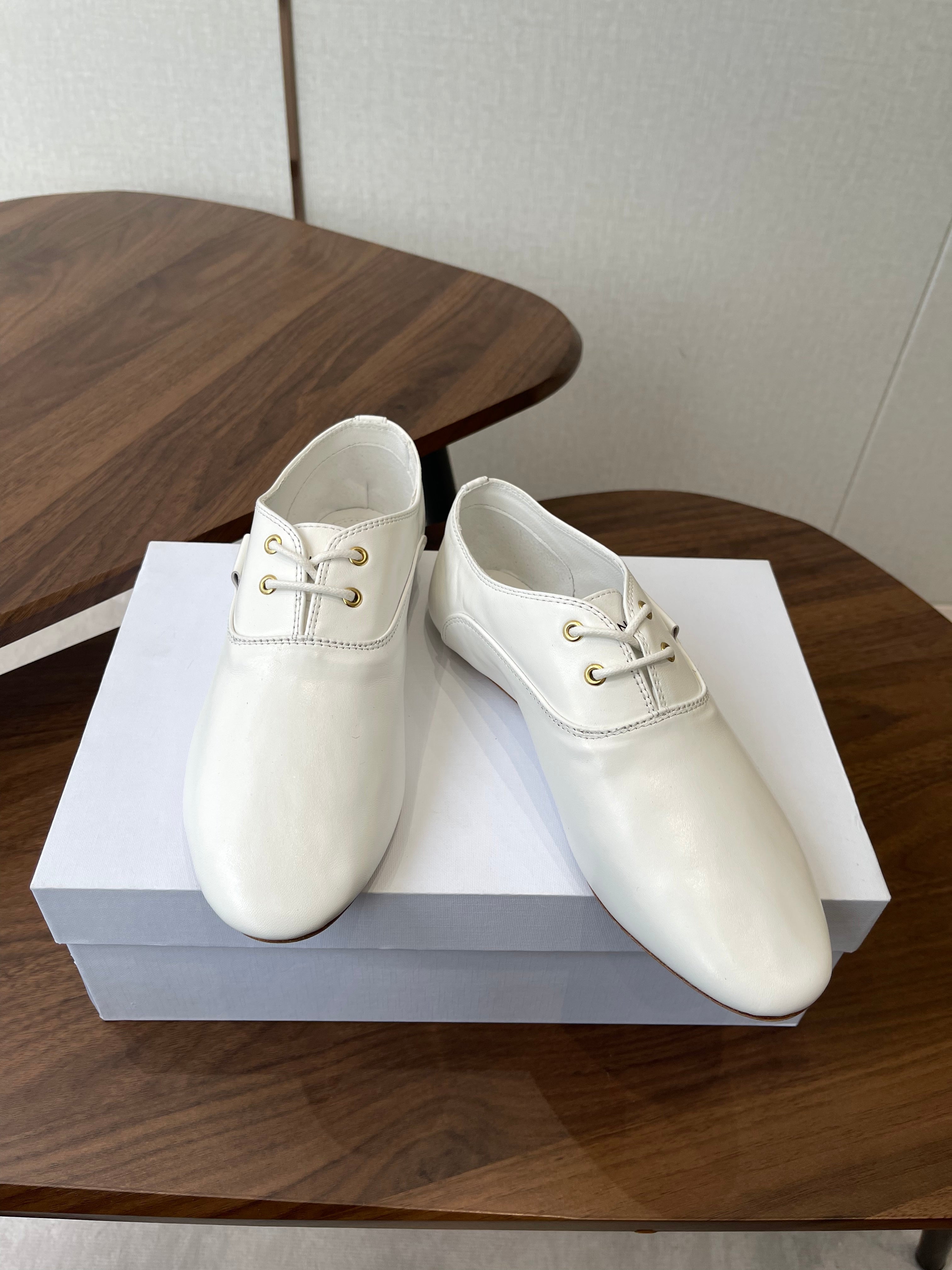 Celine Ballet Lace-Up Shoe White Lambskin 790670
