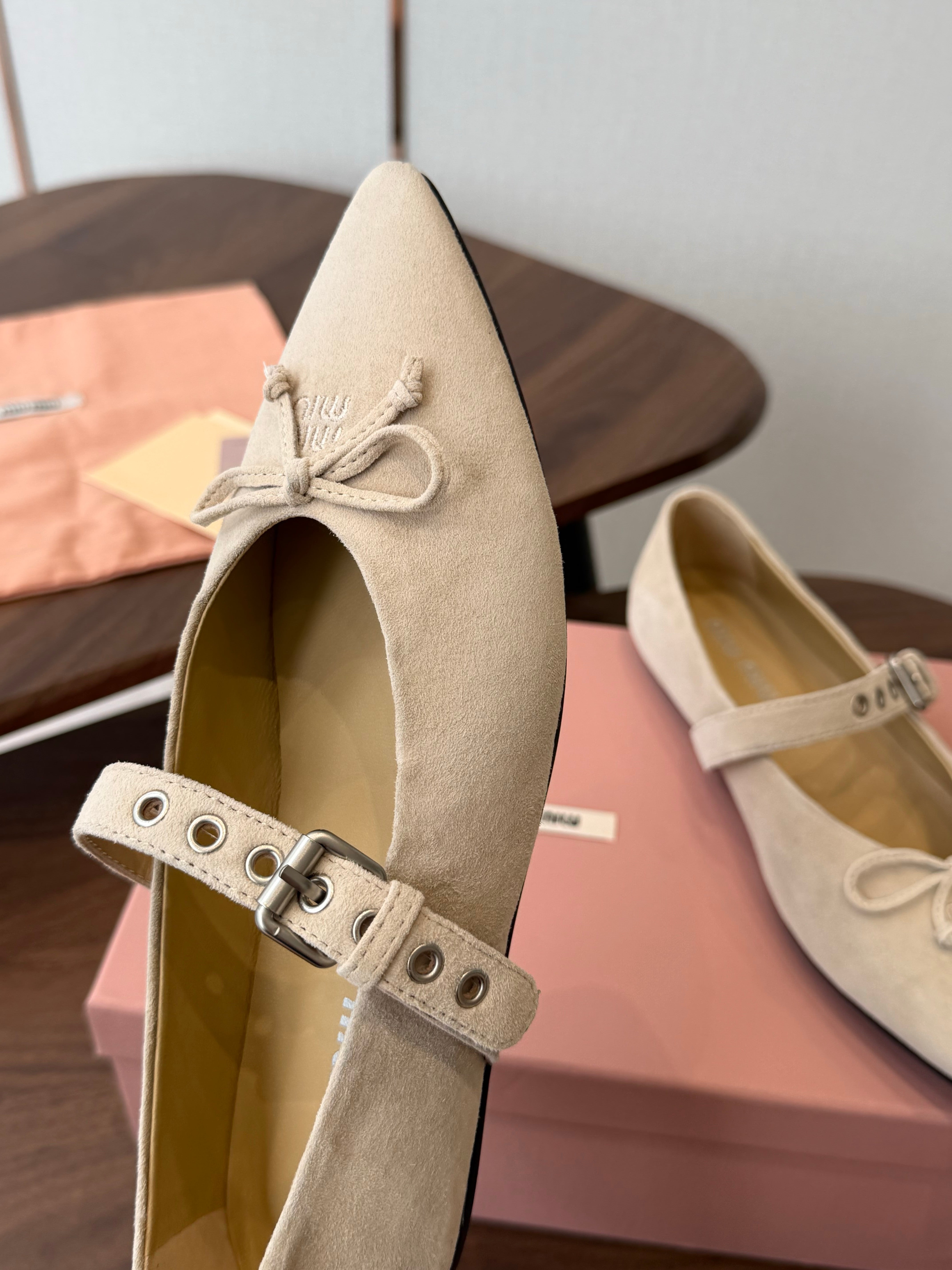 Miu Pointed-Toe Ballerina Flats Light Khaki Suede 940005