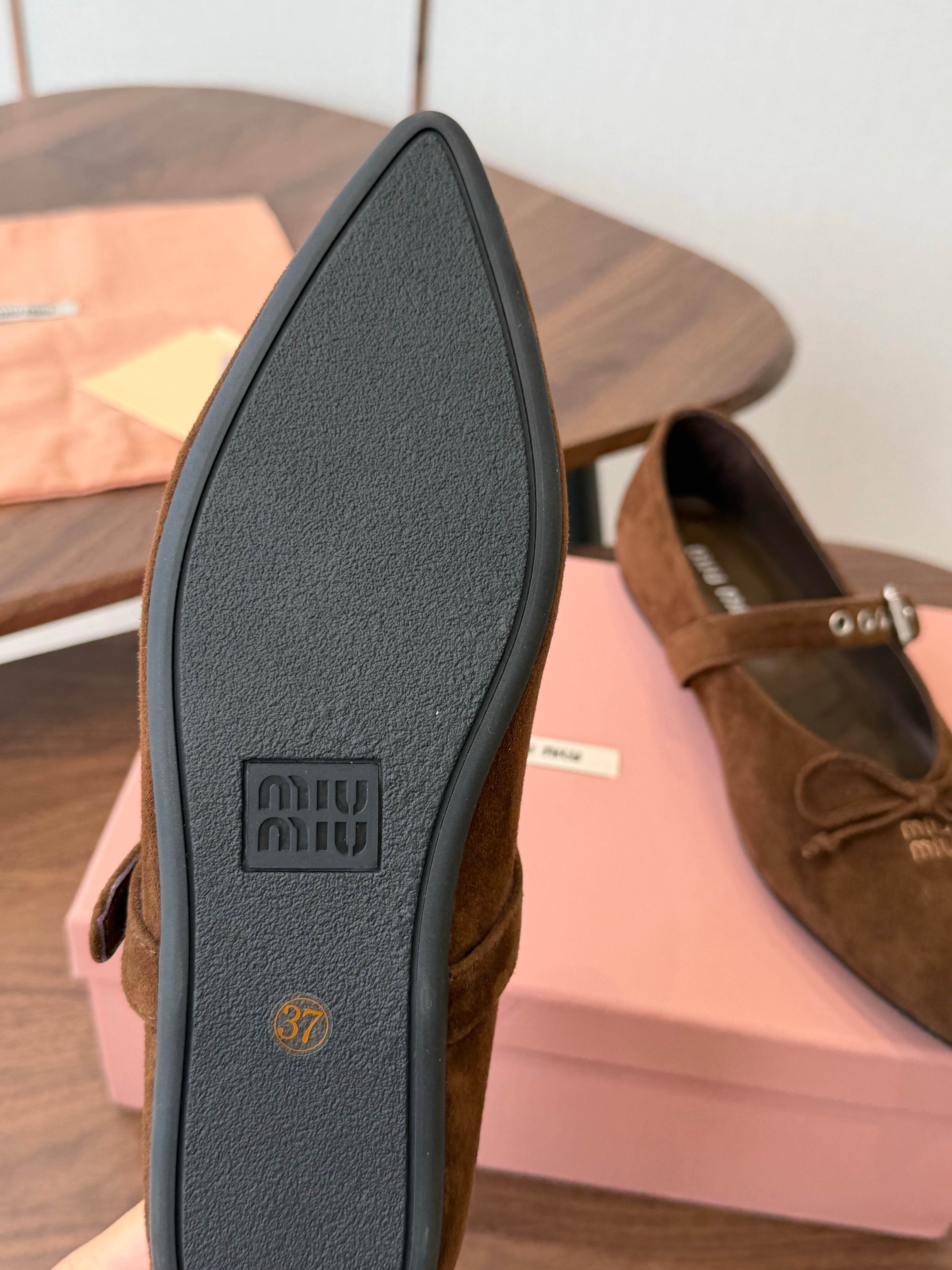 Miu Pointed-Toe Ballerina Flats Coffee Suede 940010