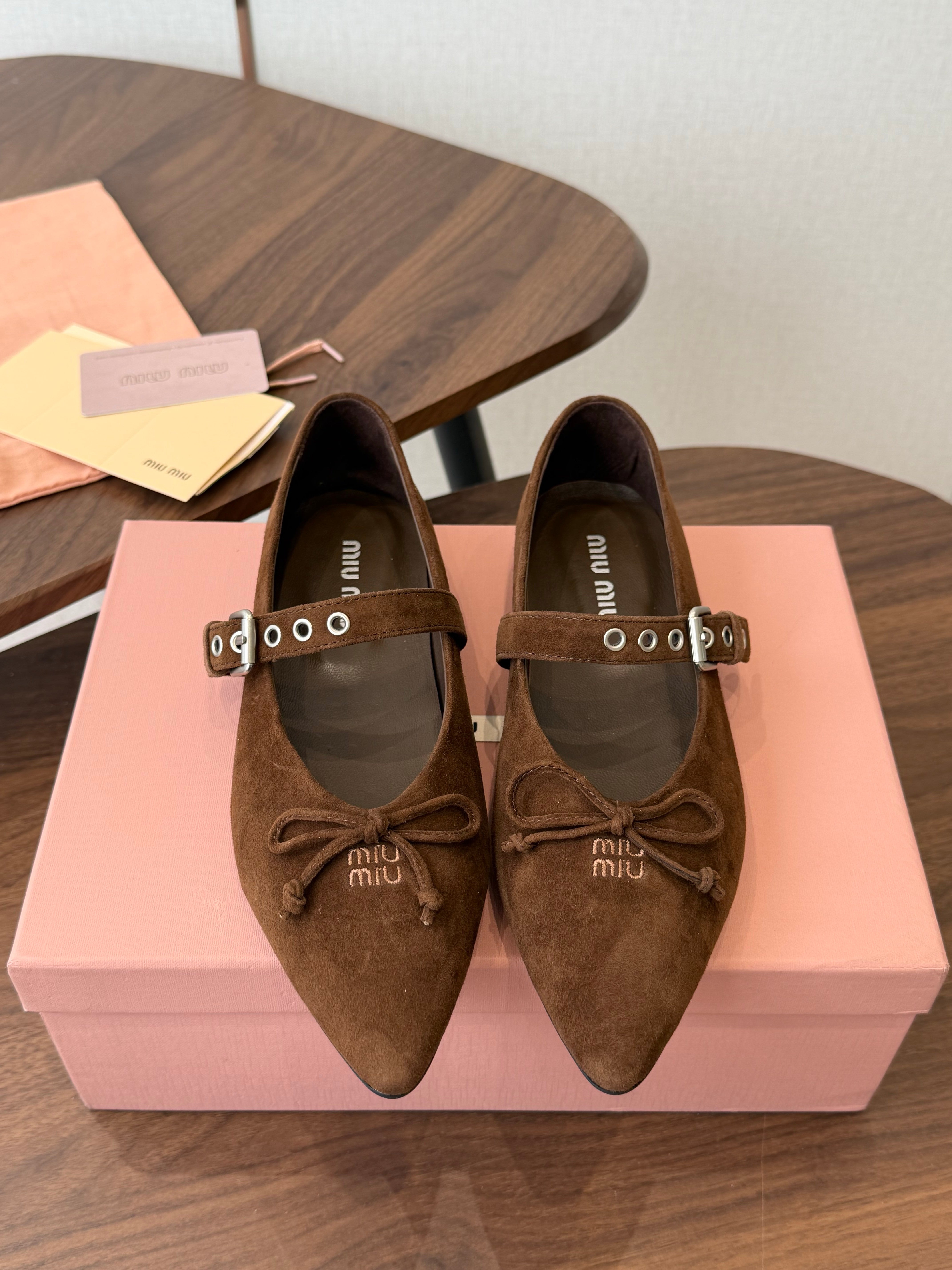 Miu Pointed-Toe Ballerina Flats Coffee Suede 940010