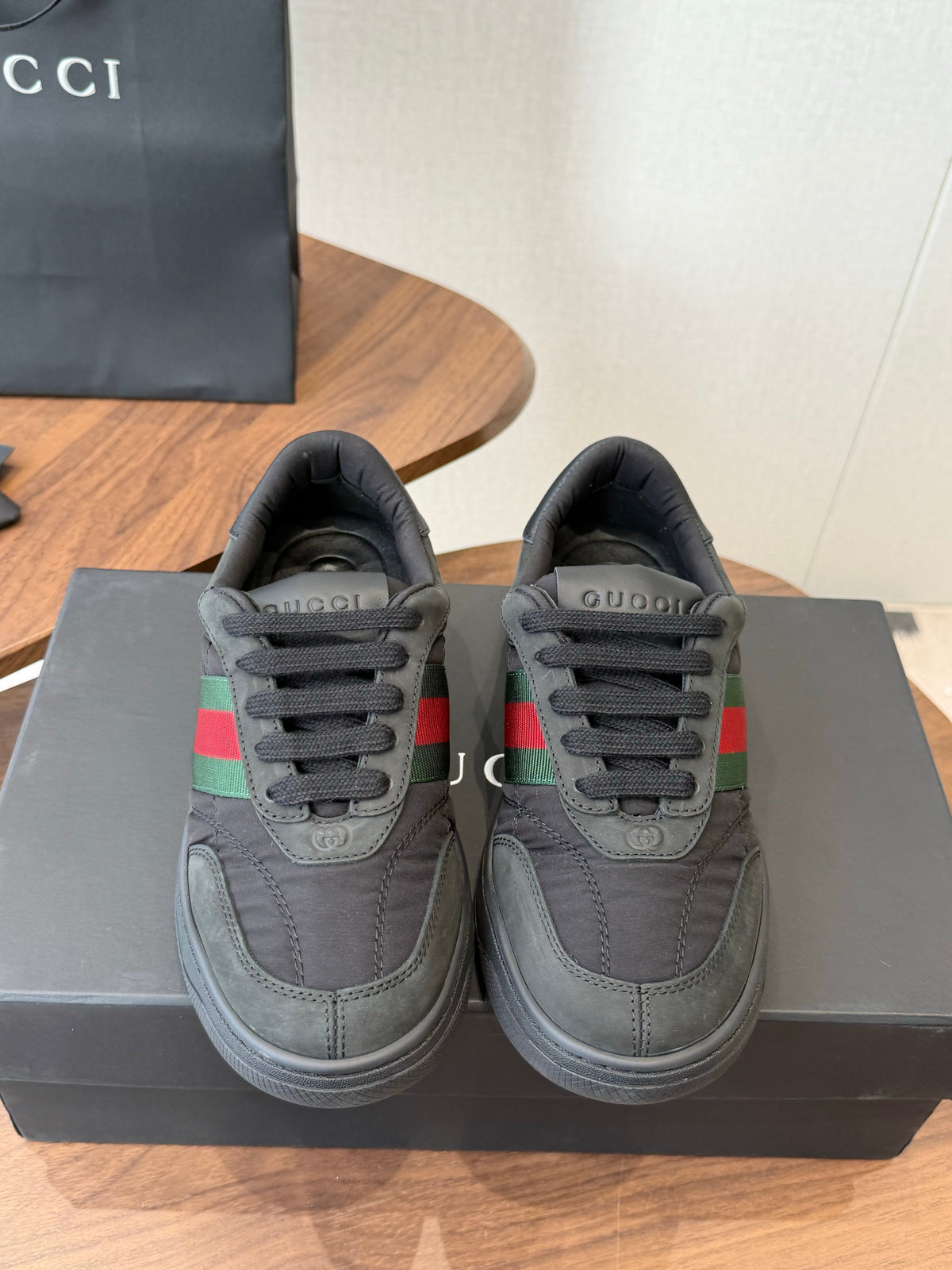 GG 26s Screener Sneaker Black Padded Nylon 102154