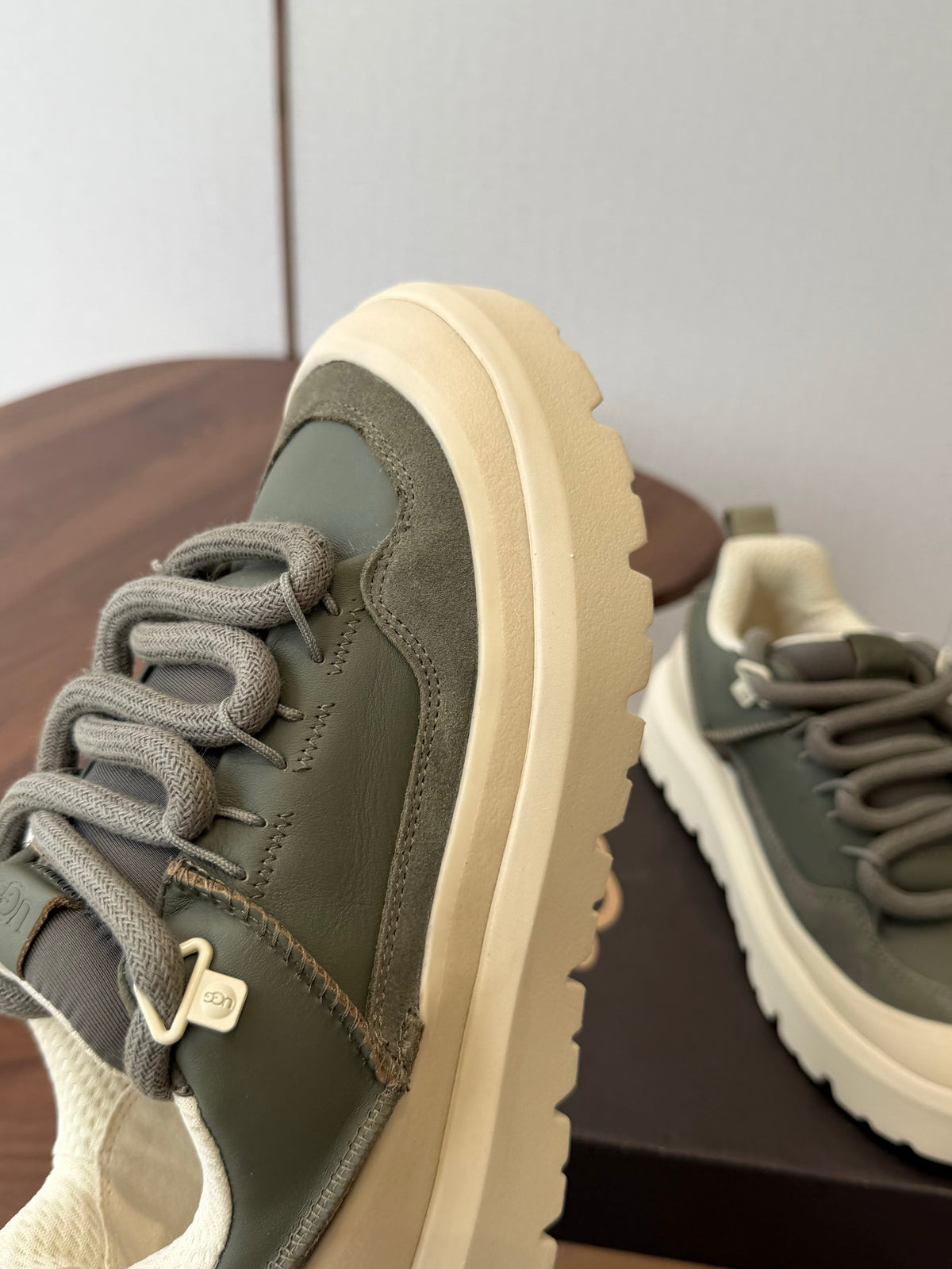 UGG Heritage Utility Sneaker Moss Green Buffed 1170910