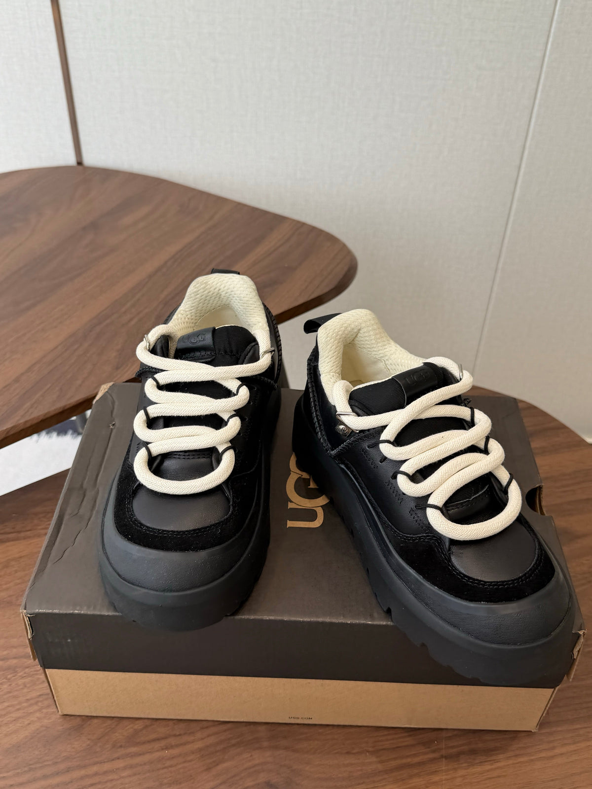 UGG Heritage Utility Sneaker Black Suede Mesh 1170910