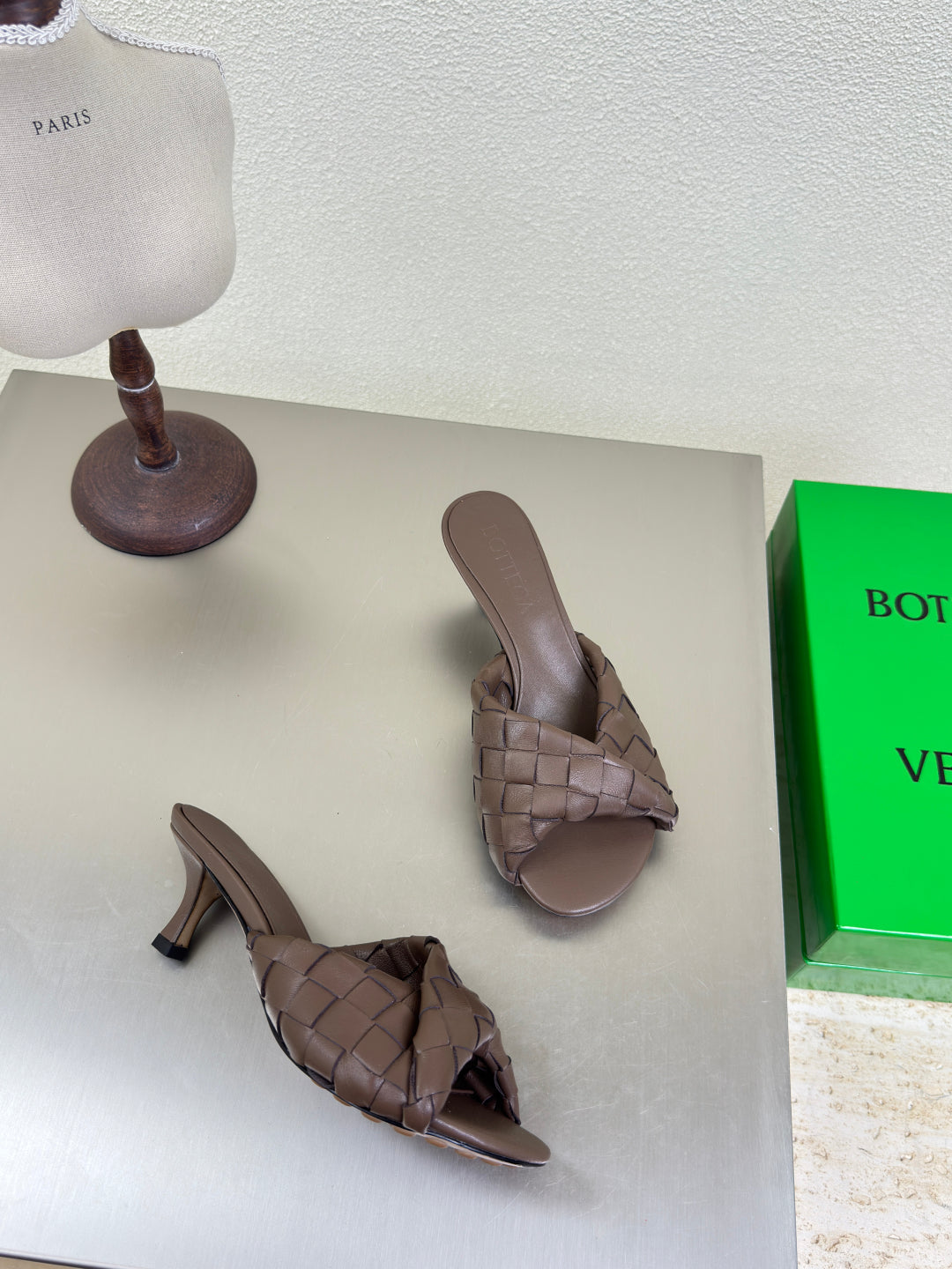 BV Blink Mule 5cm Carob Brown Intrecciato Leather