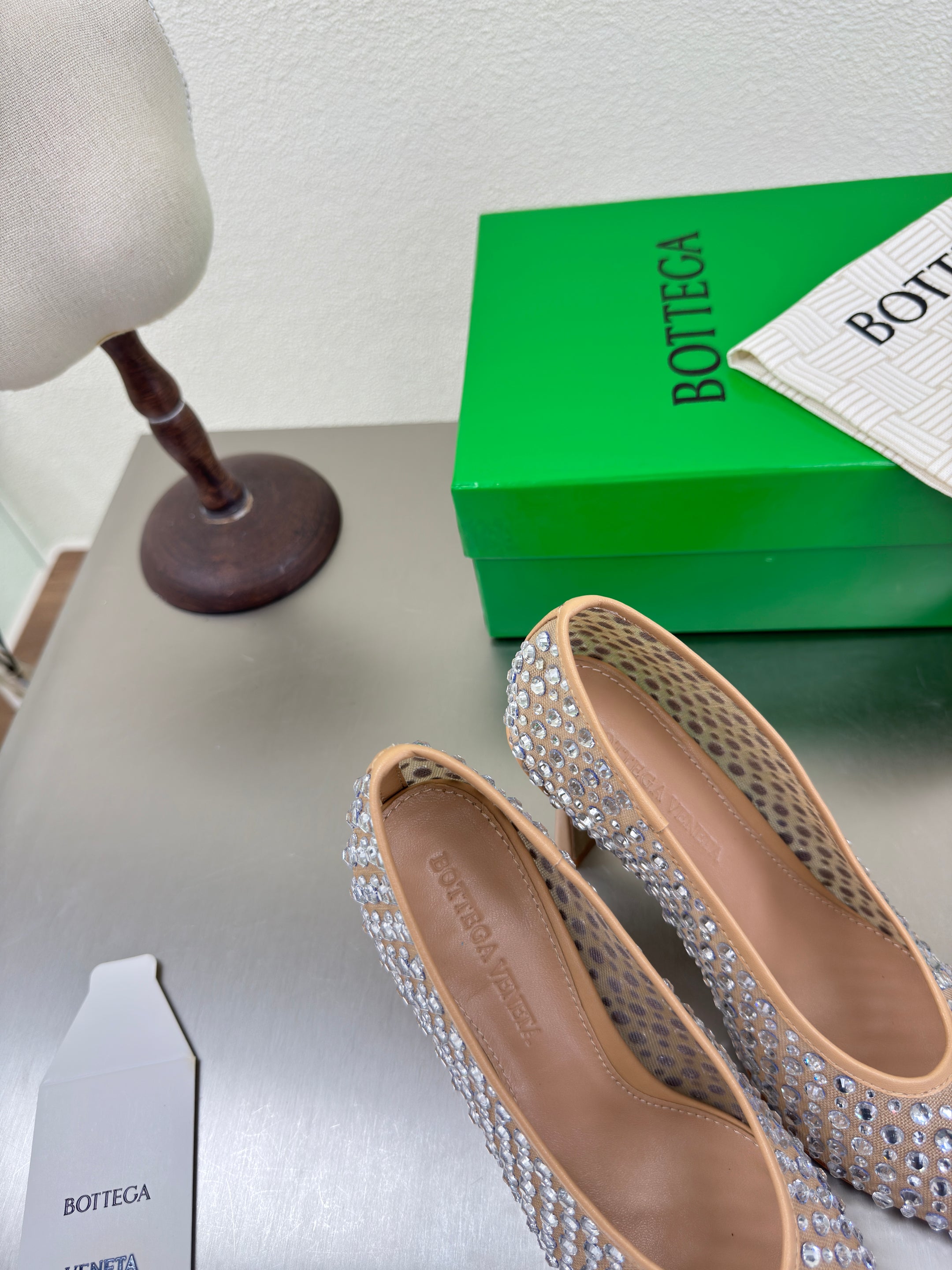 BV Rhinestones Sofia Pump 90mm Beige Mesh 428480