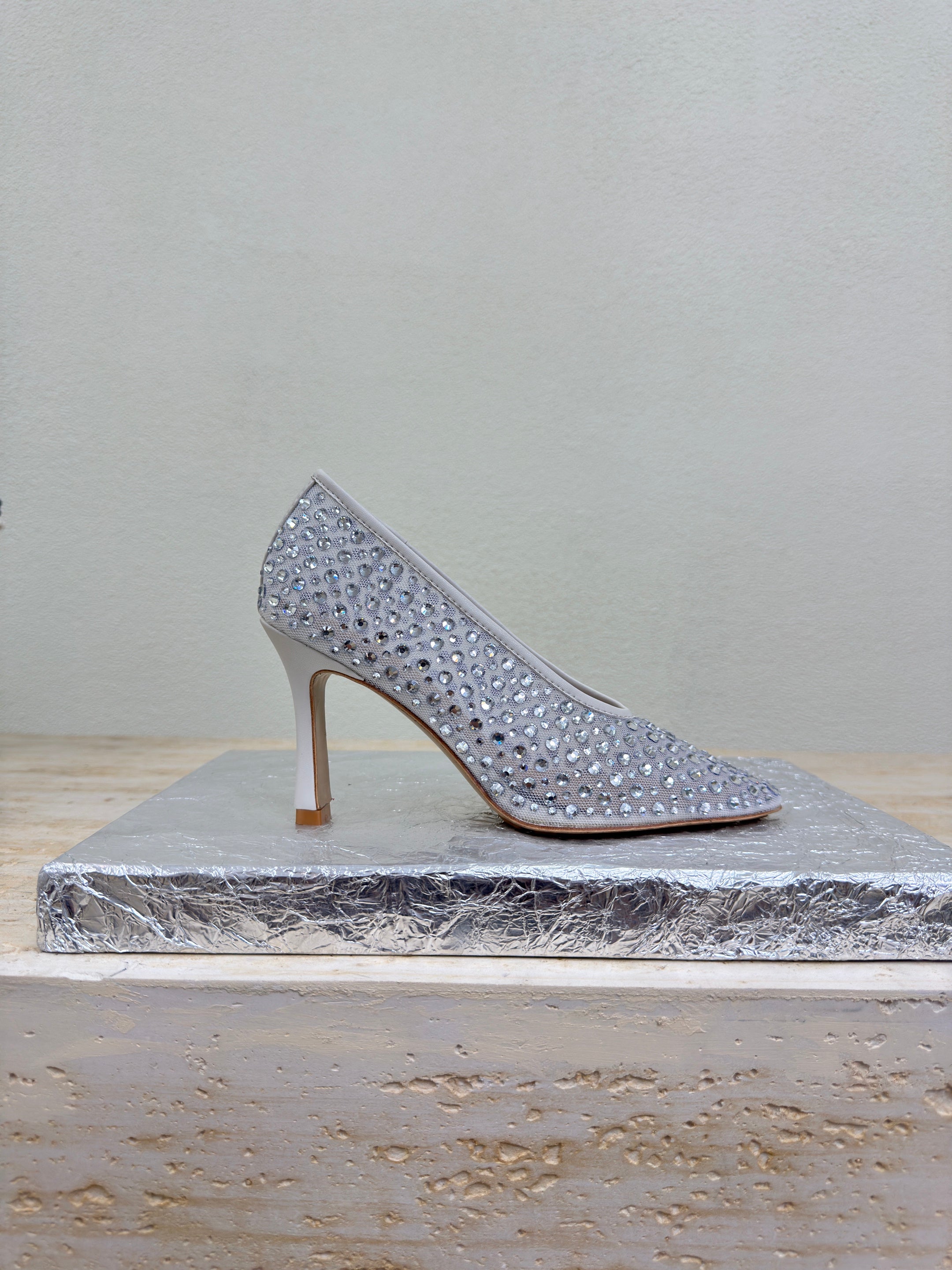 BV Rhinestones Sofia Pump 90mm White Mesh 428481