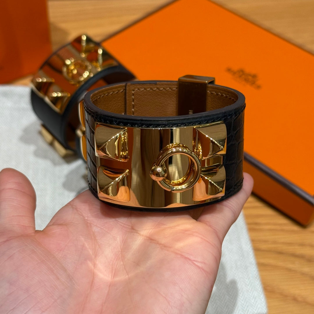 HM Collier De Chien 24 Bracelet Black Embossed 216636