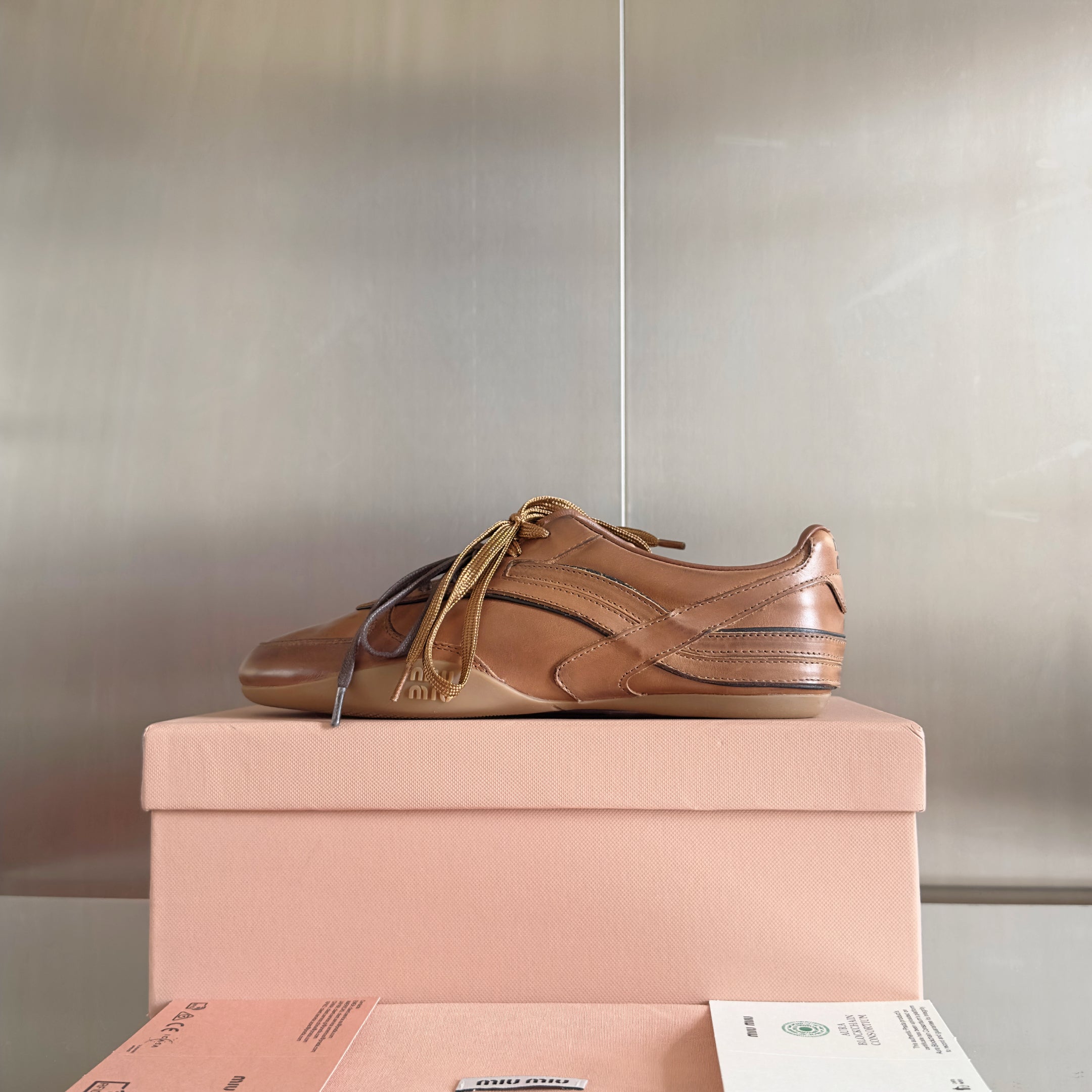 Miu Gymnasium Sneakers Caramel Cowhide 509750