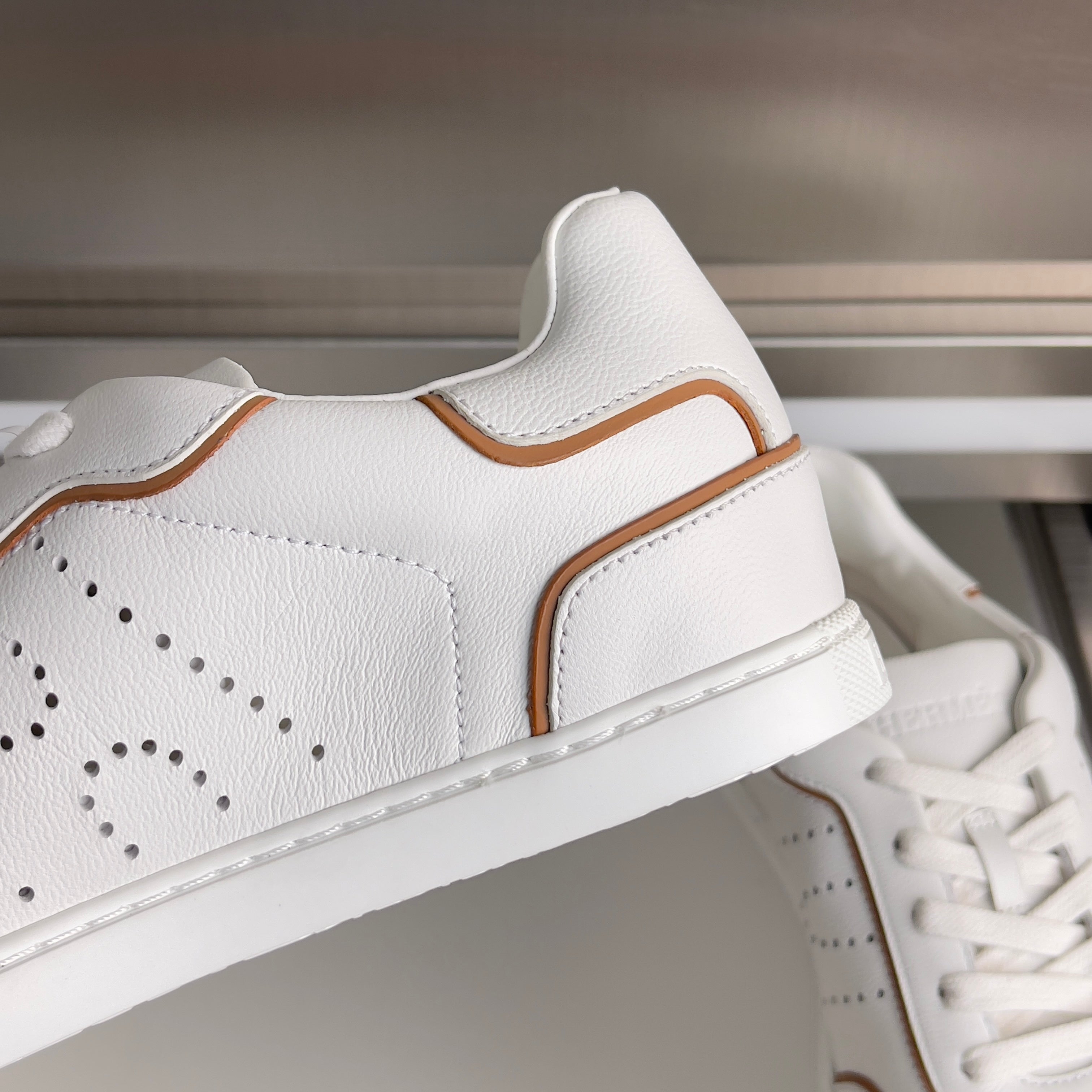 HM Match Sneaker White mix Brown Sheepskin 609040