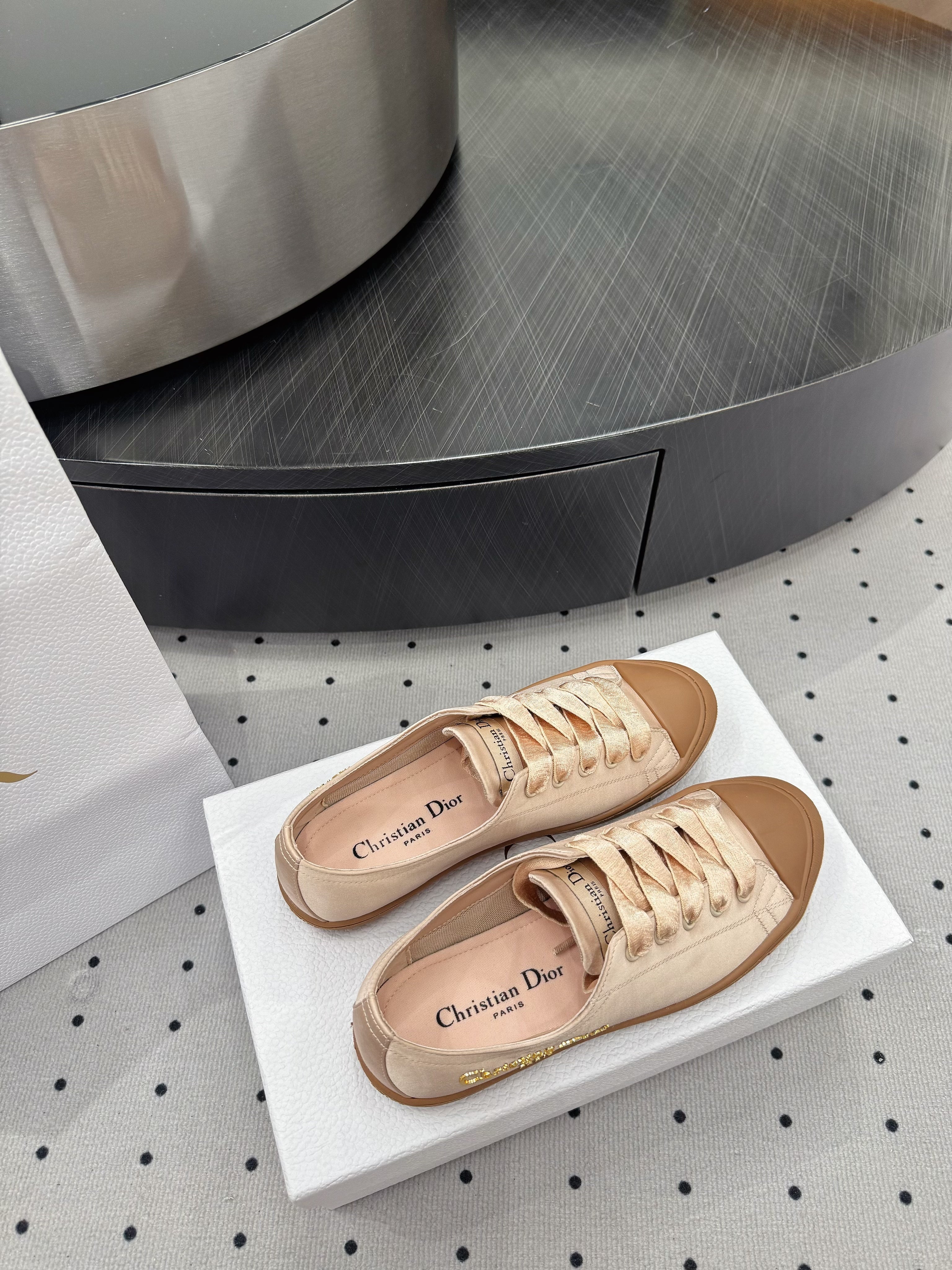 Dior Lucky Sneaker Beige Satin 618070