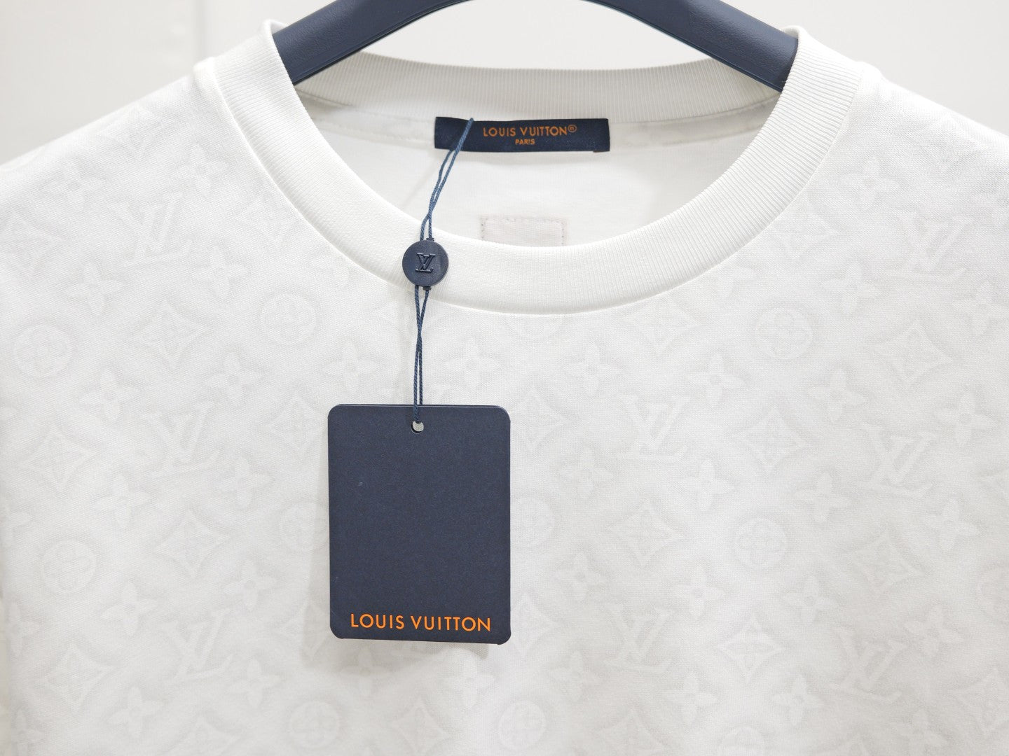 LV Men T Shirt Off-white Monogram Pratten Cotton 768402