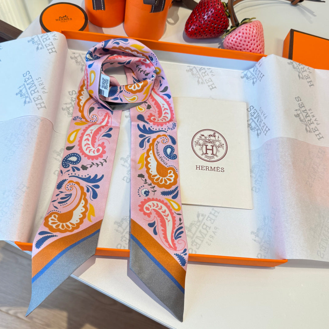 HM 26s Scarf 5x86 In Mulberry Silk 555536