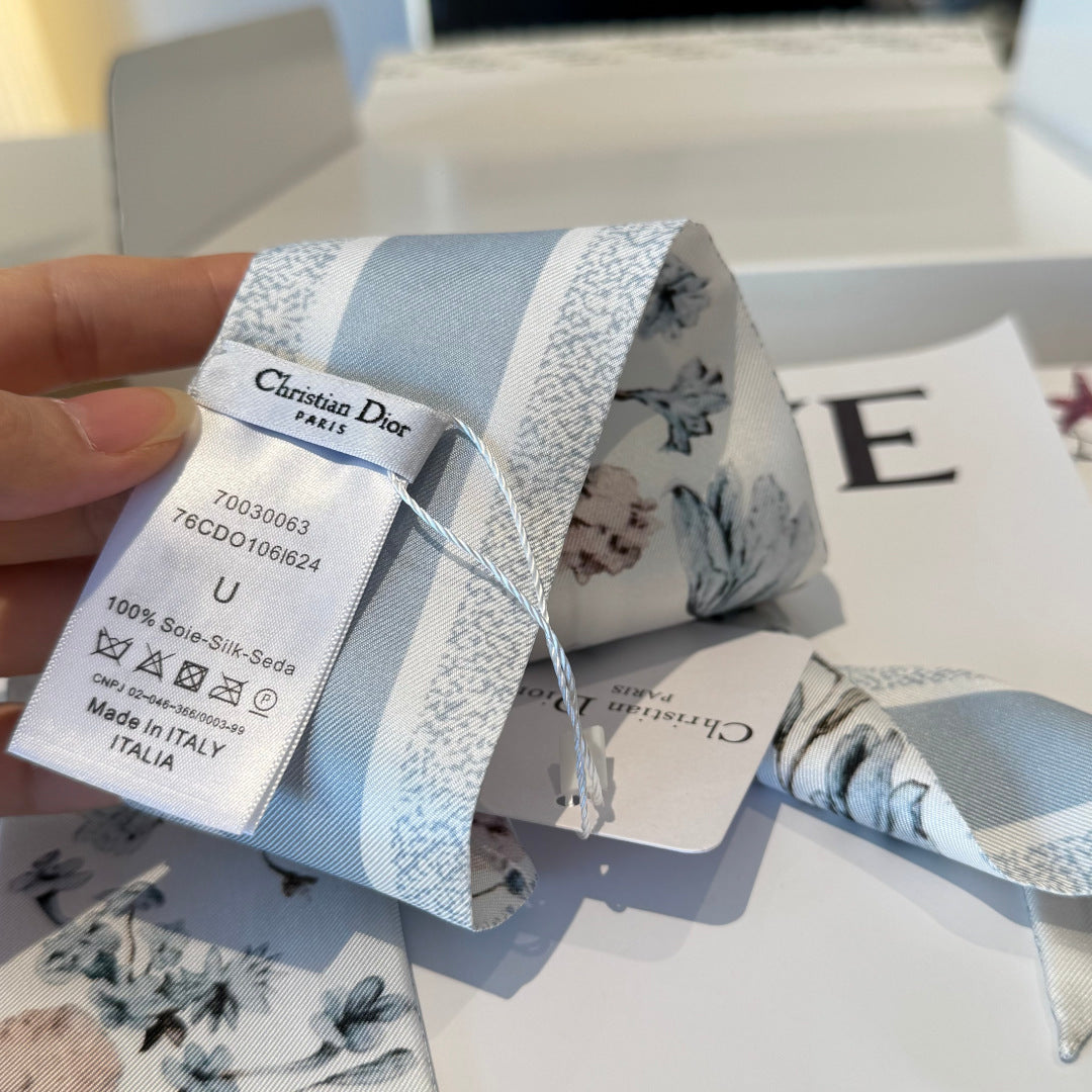 CD 26s Scarf 5x86 In Mulberry Silk 555539