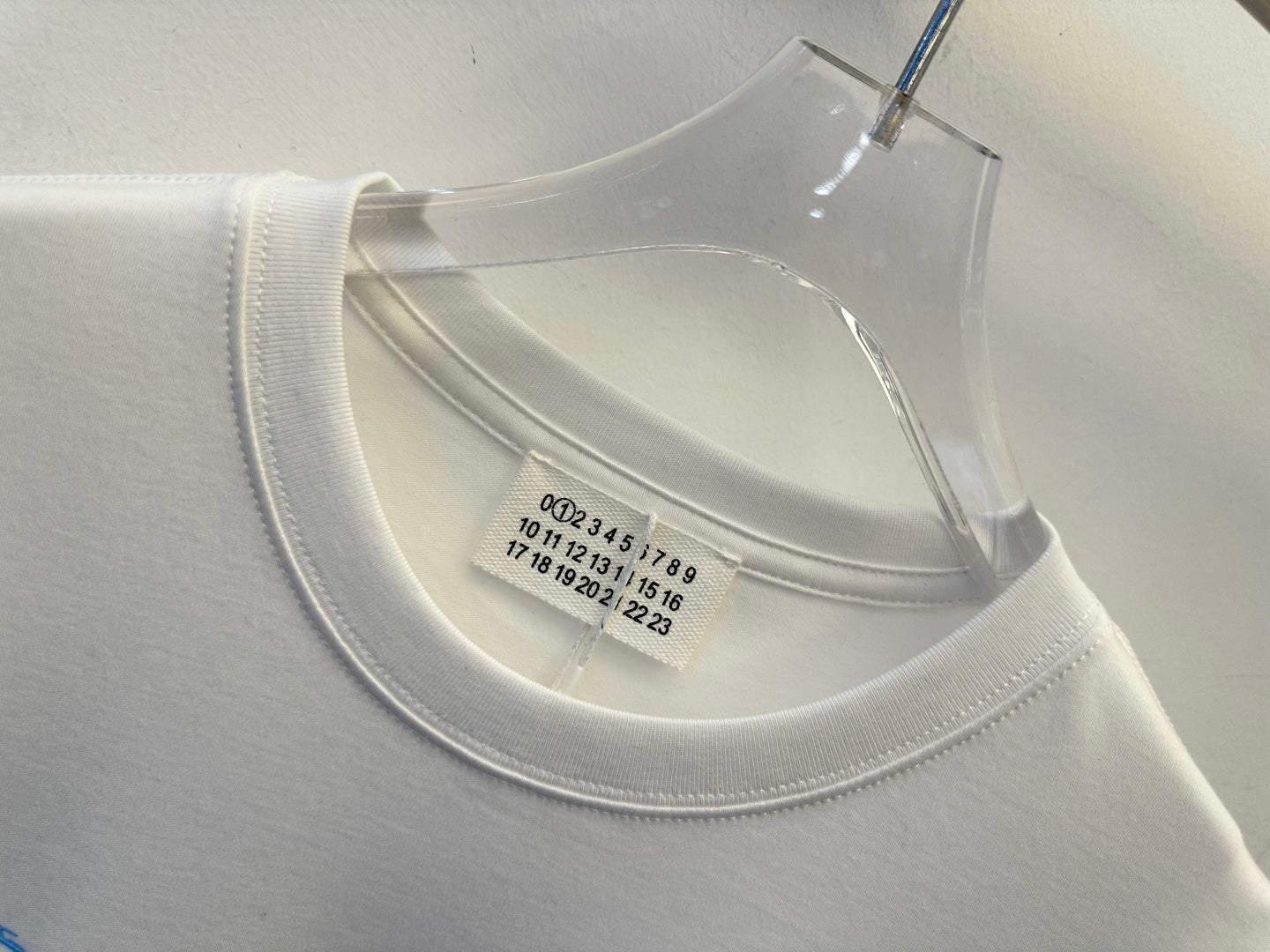 MM6 3D Touch-Feel Print 3D Touch-Feel Print Cotton 387981