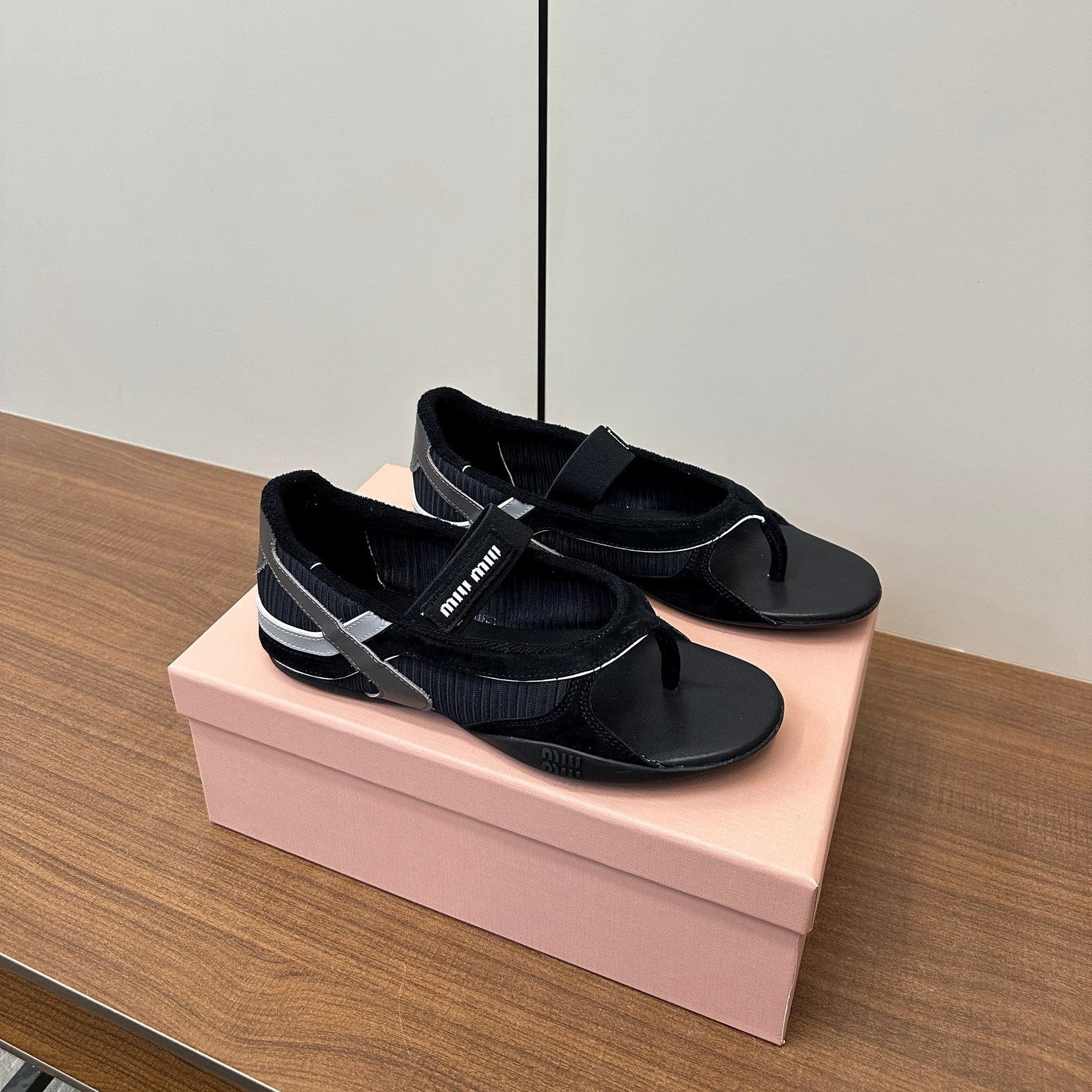 Miu Thong Sandals In Black Suede Mix Tech Fabric