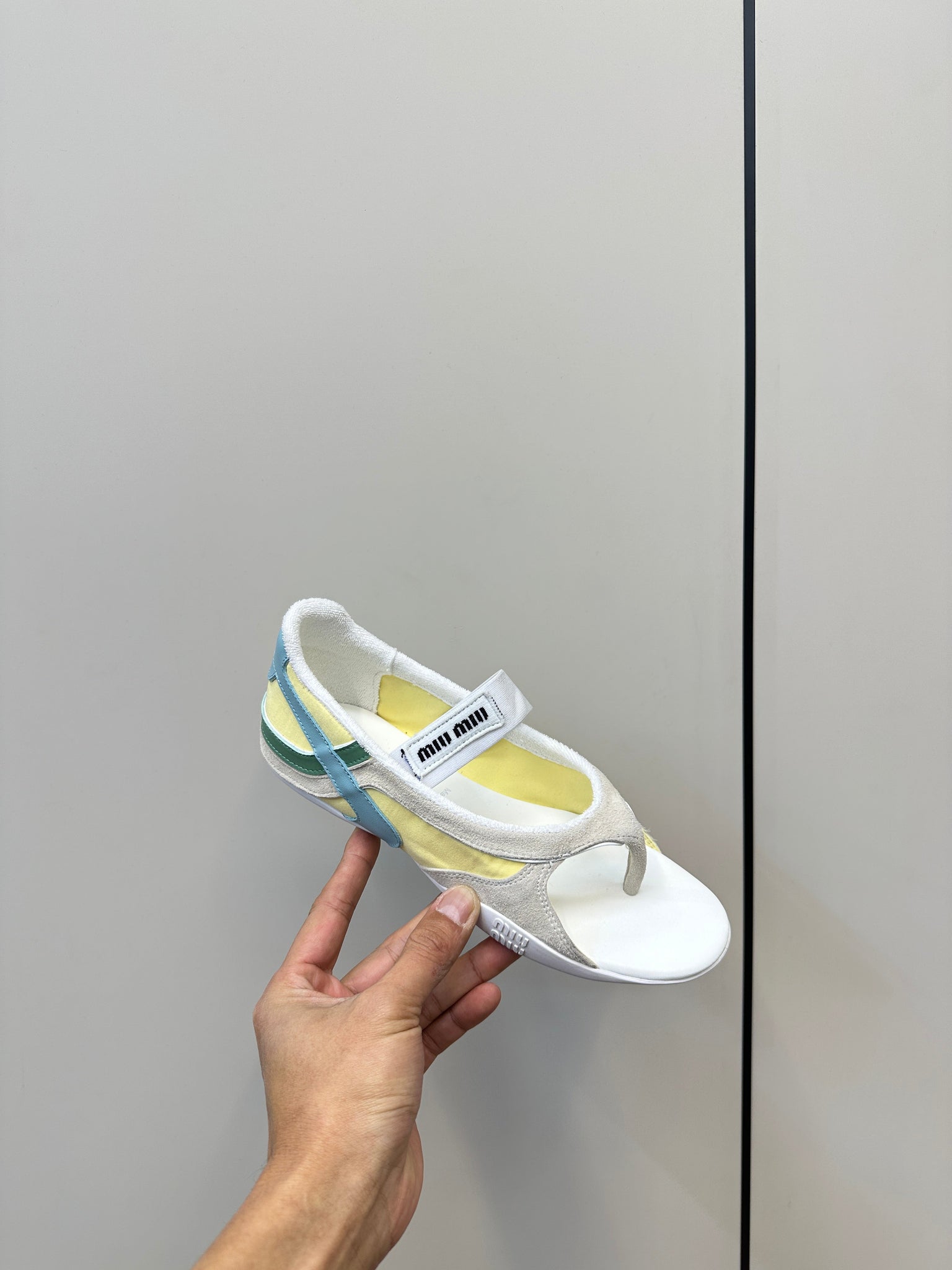 Miu Thong Sandals In Beige Suede Mix Yellow Tech Fabric