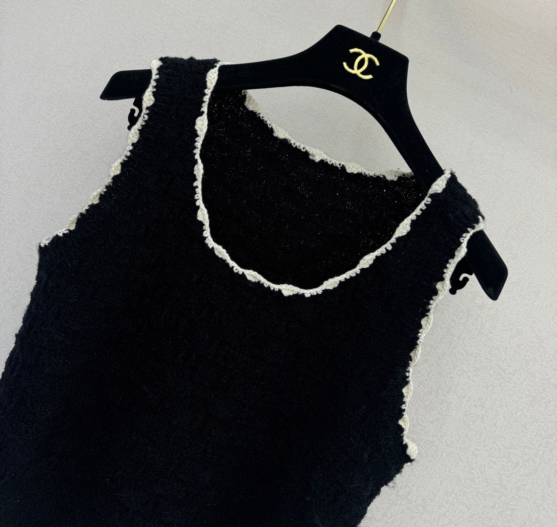 CC 26s Vest Black Cotton Silk 363531