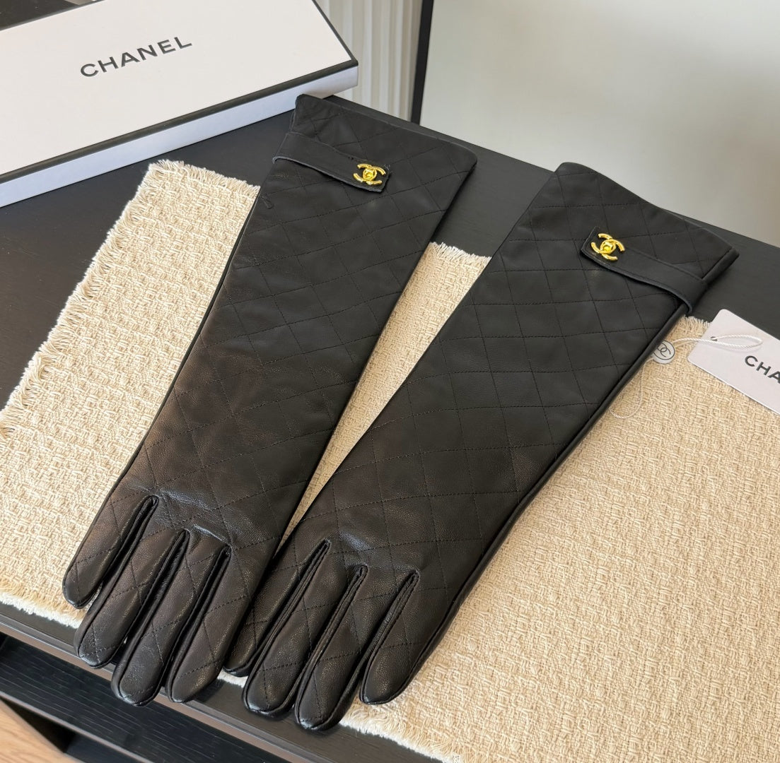 CC 26s Gloves Lambskin 554242