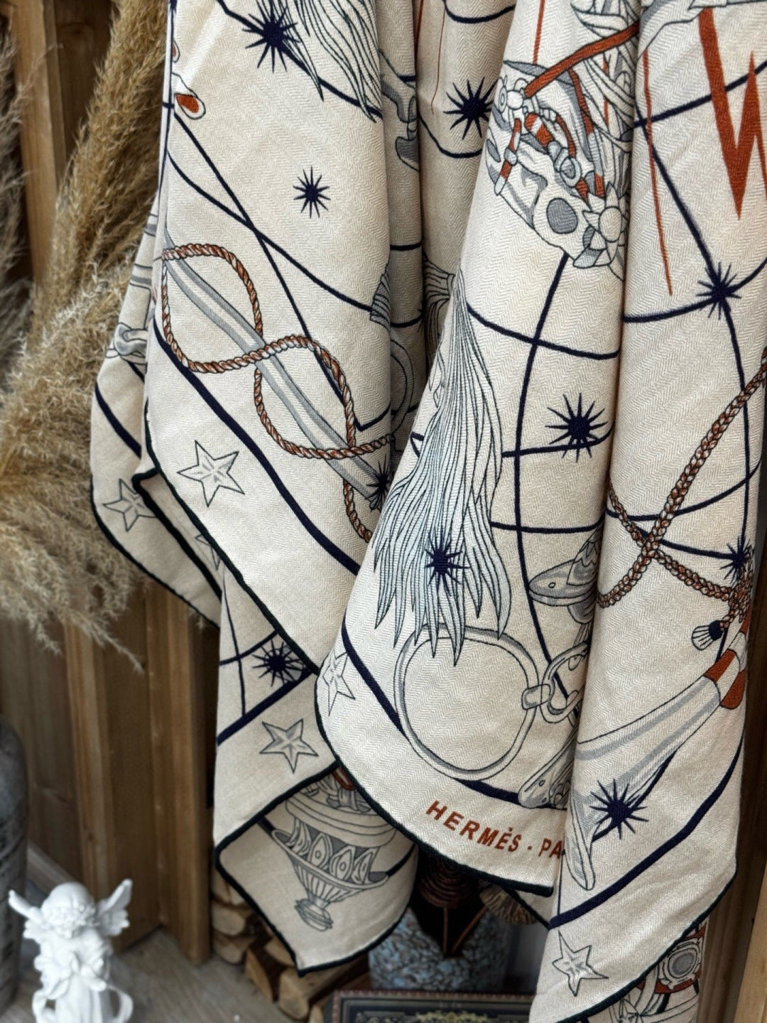 HM Starry Night Chorus Double-Sided Scarf 140cm Beige Silk Cashmere 143716