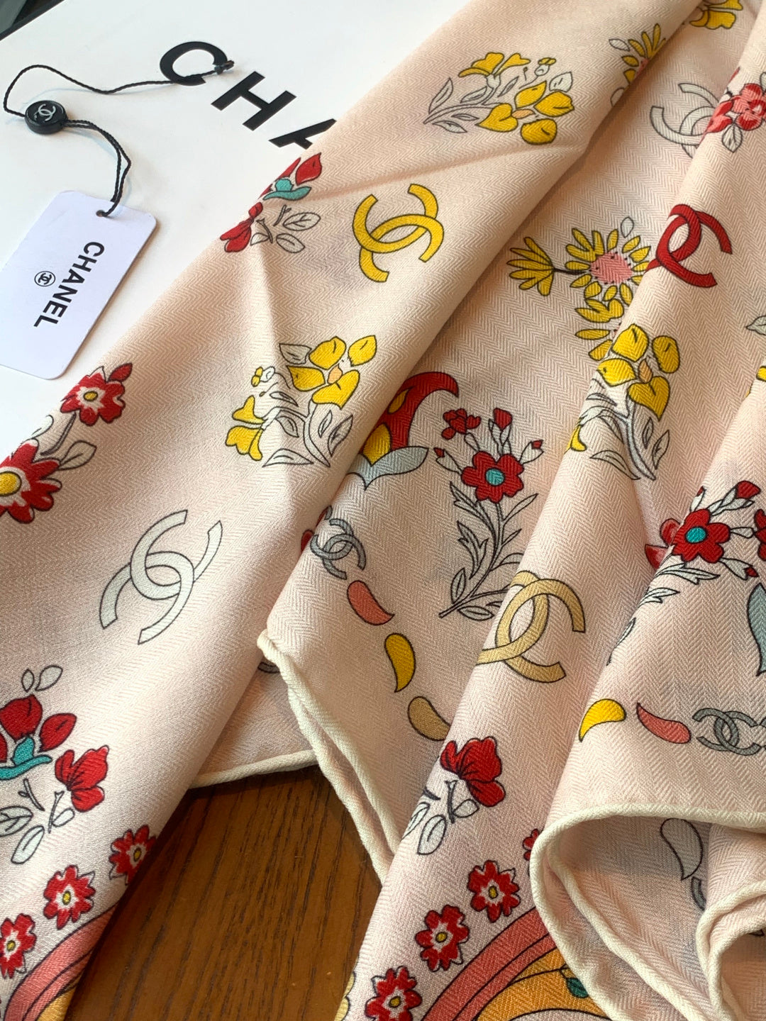 CC Double-Sided Scarf 135cm Ecru Off-white Cream Mulberry Silk Cashmere 153170
