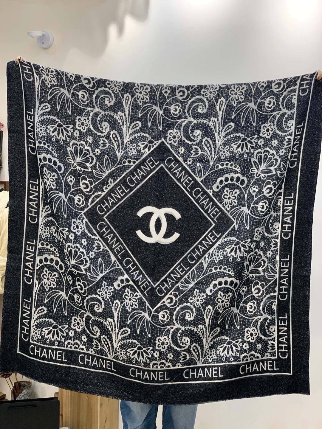 CC Double-Sided Scarf 100*200cm Black White Cashmere 153173