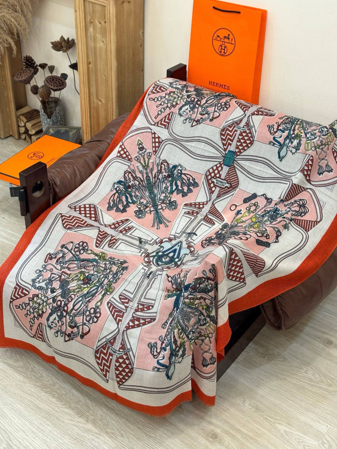 HM 26s Double-sided Scarf 200*100 Rouge Vif White Cashmere 153177