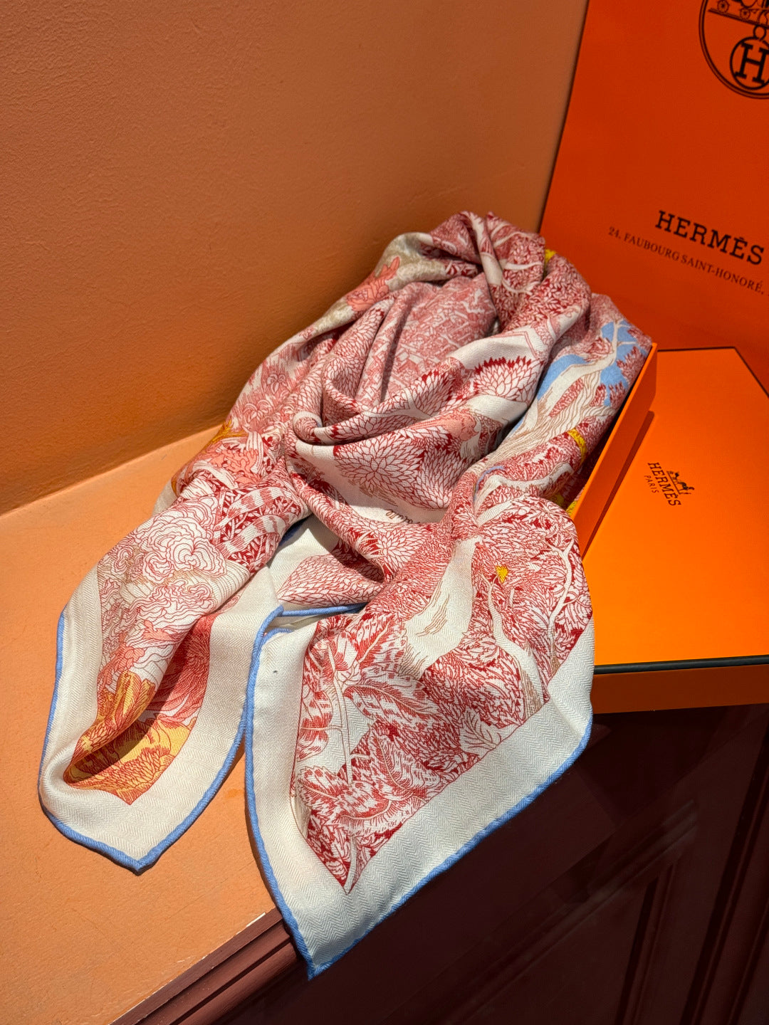 Retour a la Nature Scarf 140cm Hot Pink Colorful Cashmere Silk