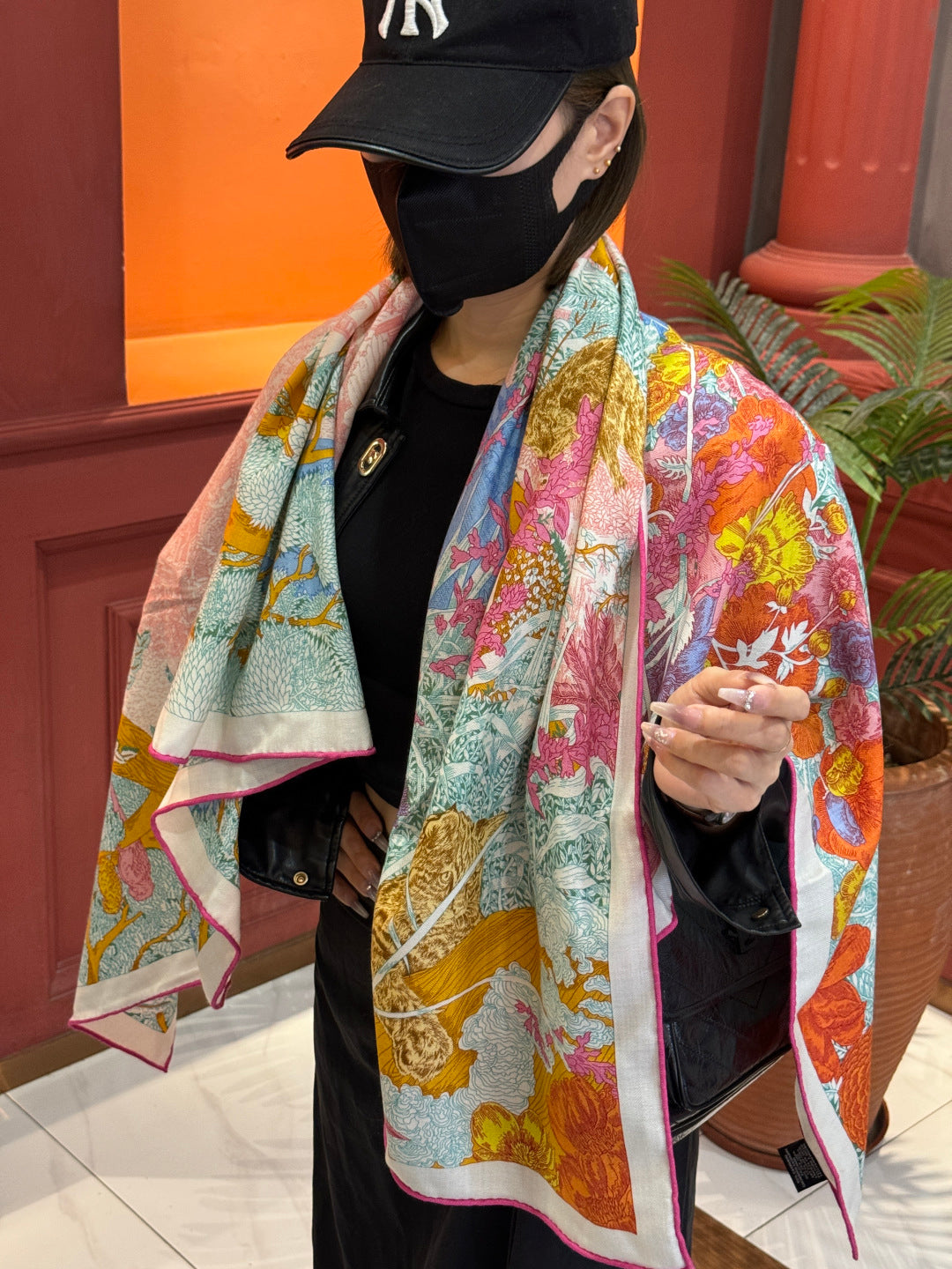 Retour a la Nature Scarf 140cm Pink Colorful Cashmere Silk