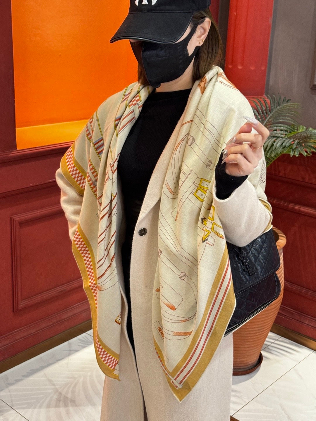 HM Scarf 140x140 Colorful Twill Silk Cashmere 566912